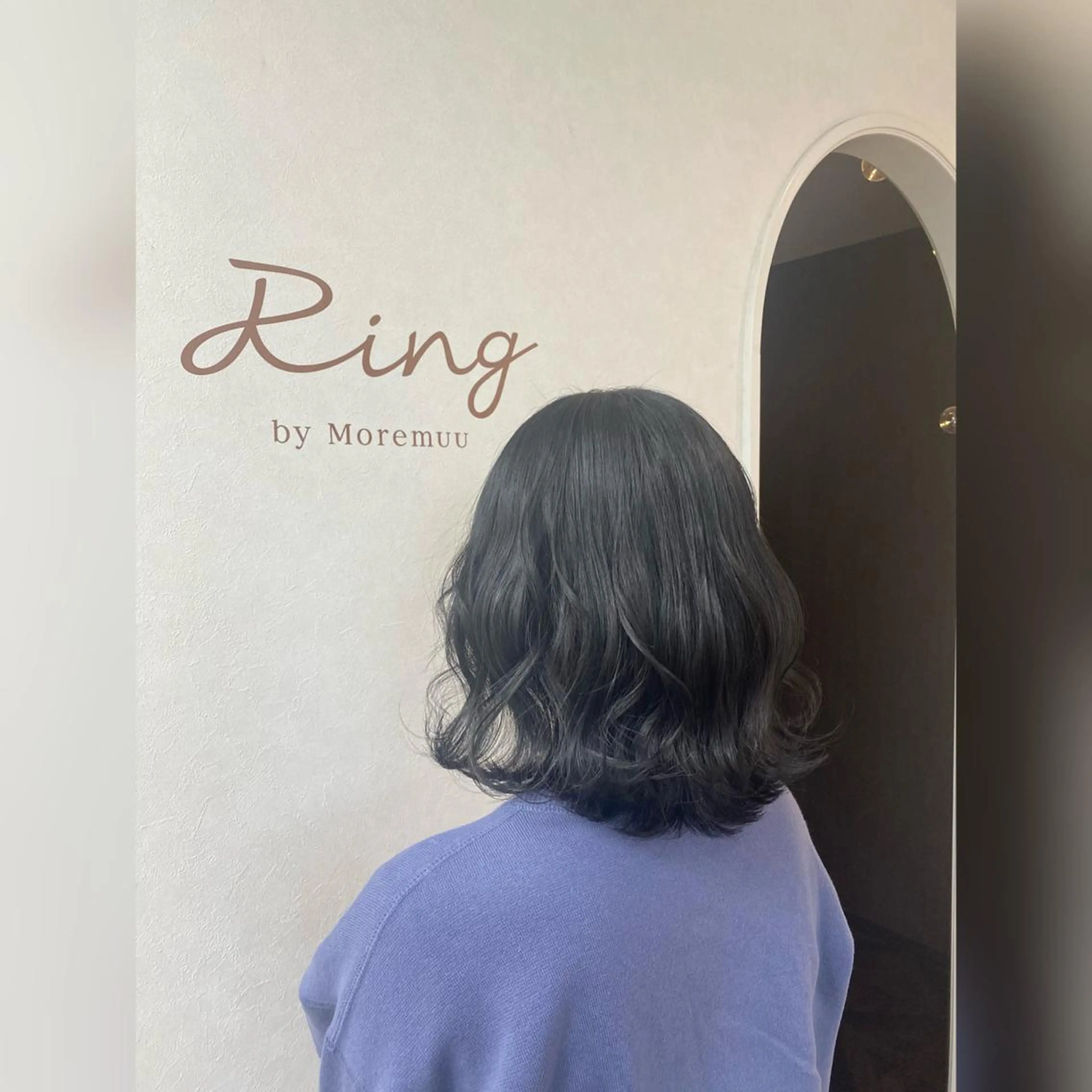 カラー 黒髪 ブルーカラー ブルーブラック ヘアカラー トリートメント 🐾 かとう 🐾のヘアスタイル