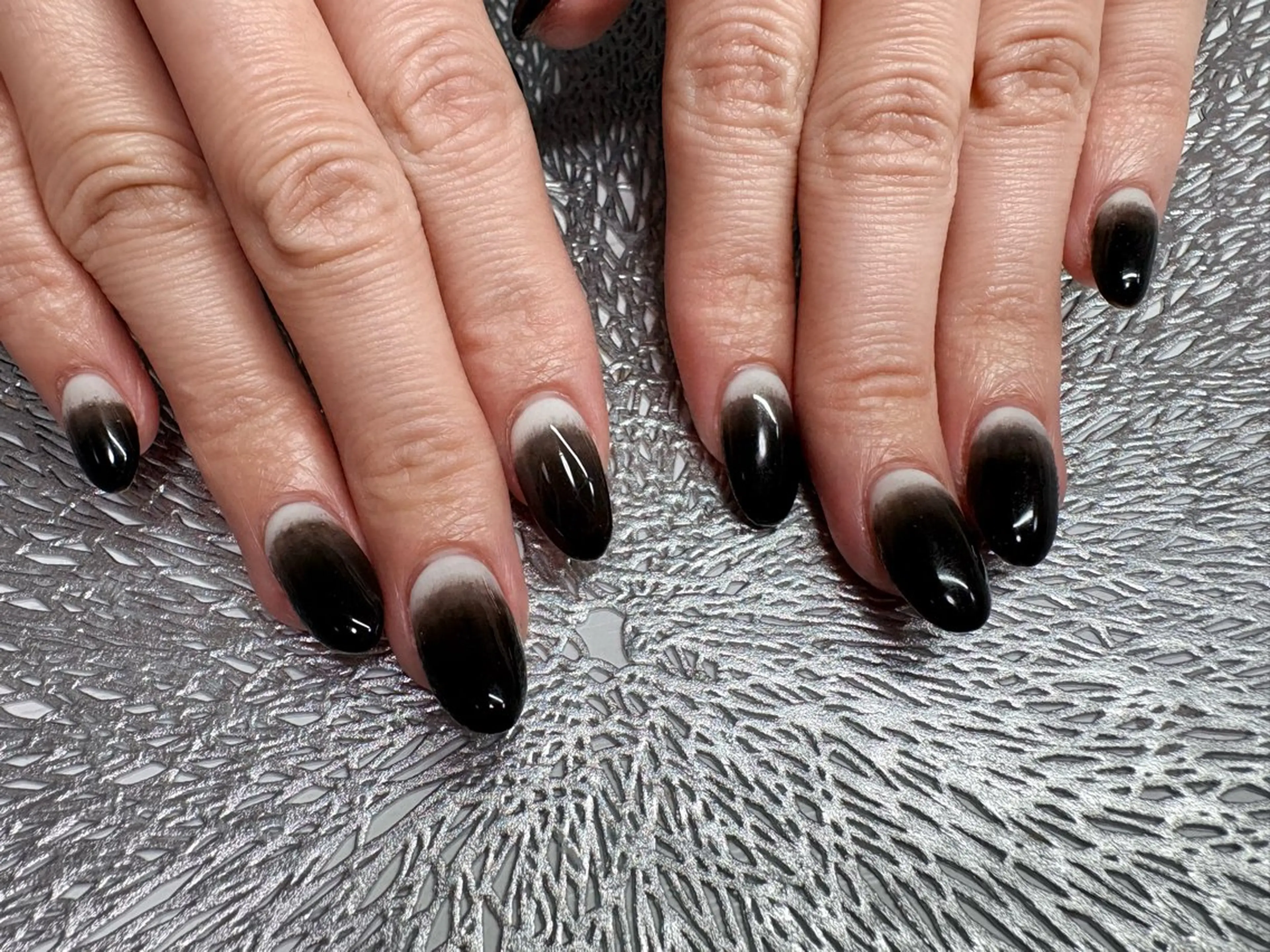 ネイル グラデーション ラメ(グリッター) 持ち込み シンプルネイル ハンドネイル ハンドケア ♡Bivi♡自爪に 優しいネイルサロンのネイルデザイン