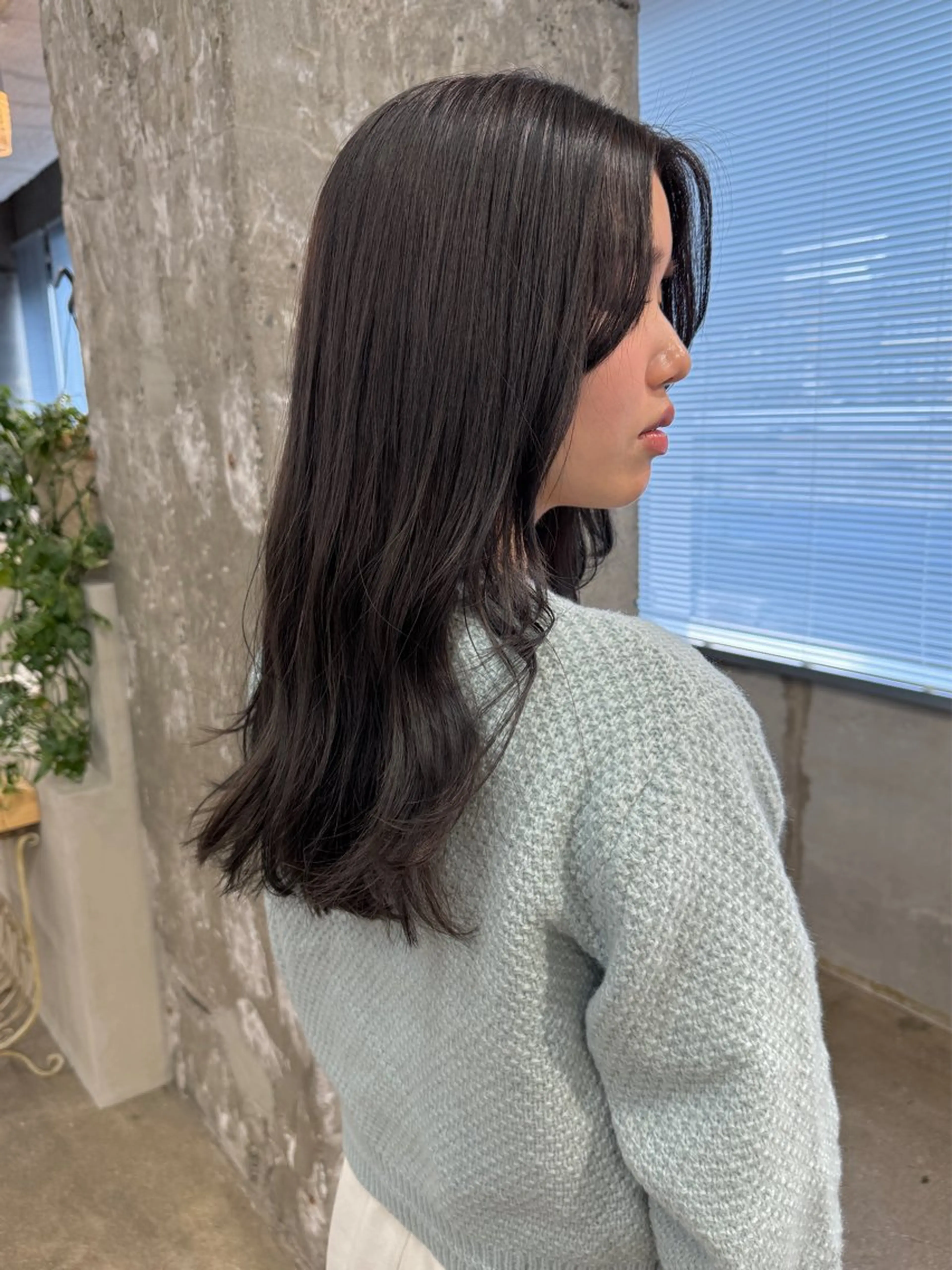 セミロング カラー カット ヘアカラー ツチダ カホのヘアスタイル