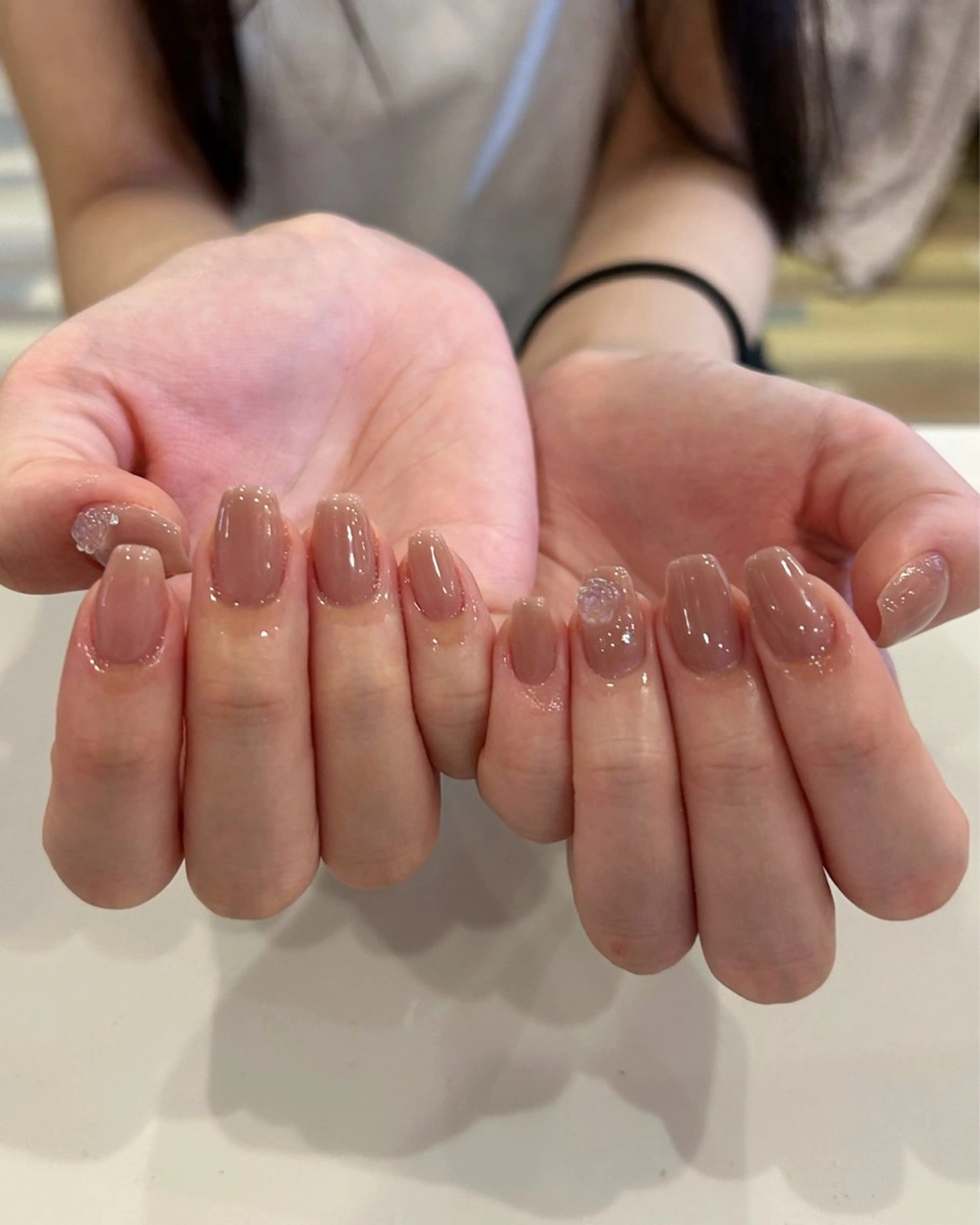 ネイル ストーンネイル ハンドネイル 岡崎 佑香のネイルデザイン