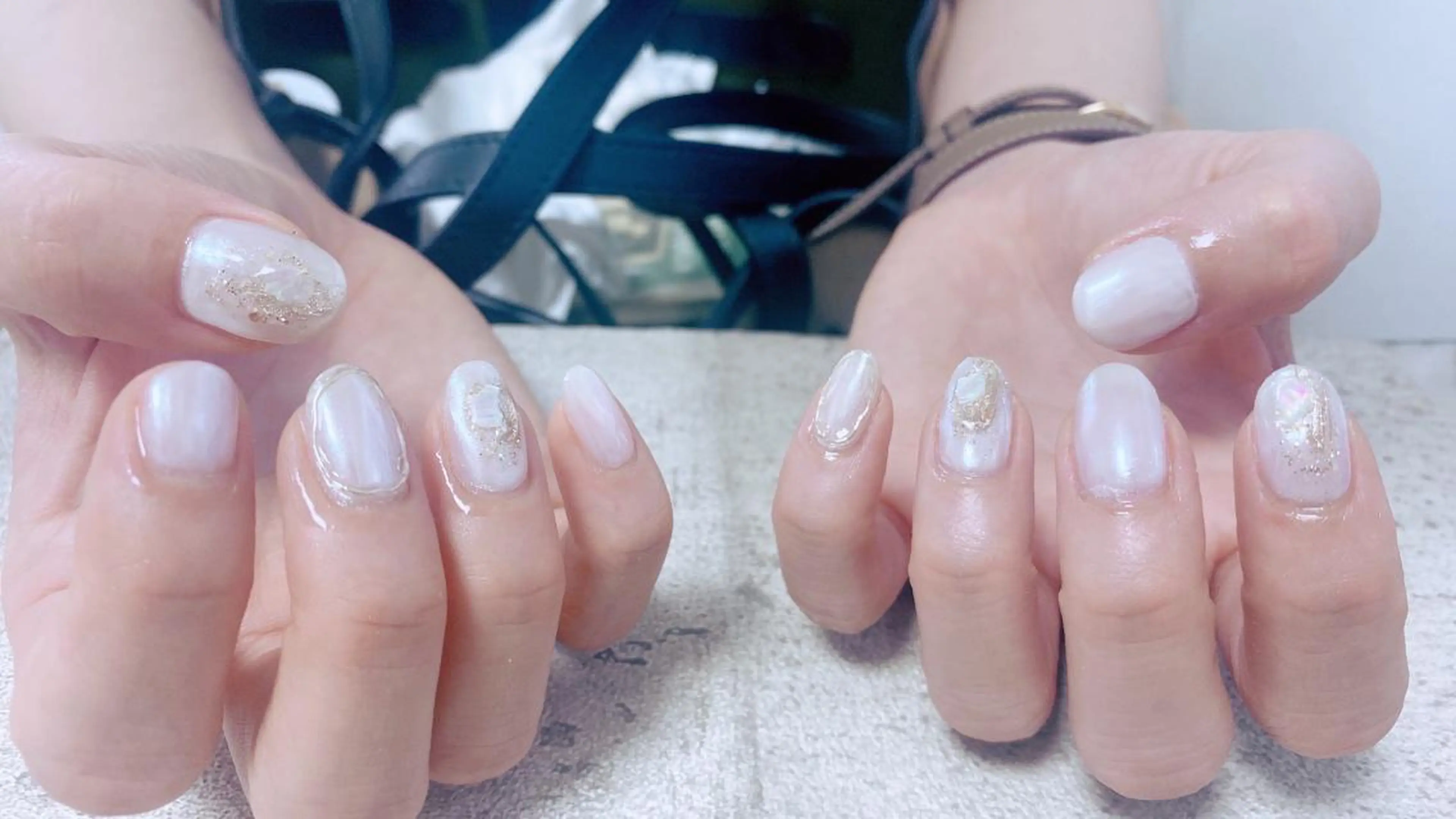ネイル mogunail &blowのネイルデザイン