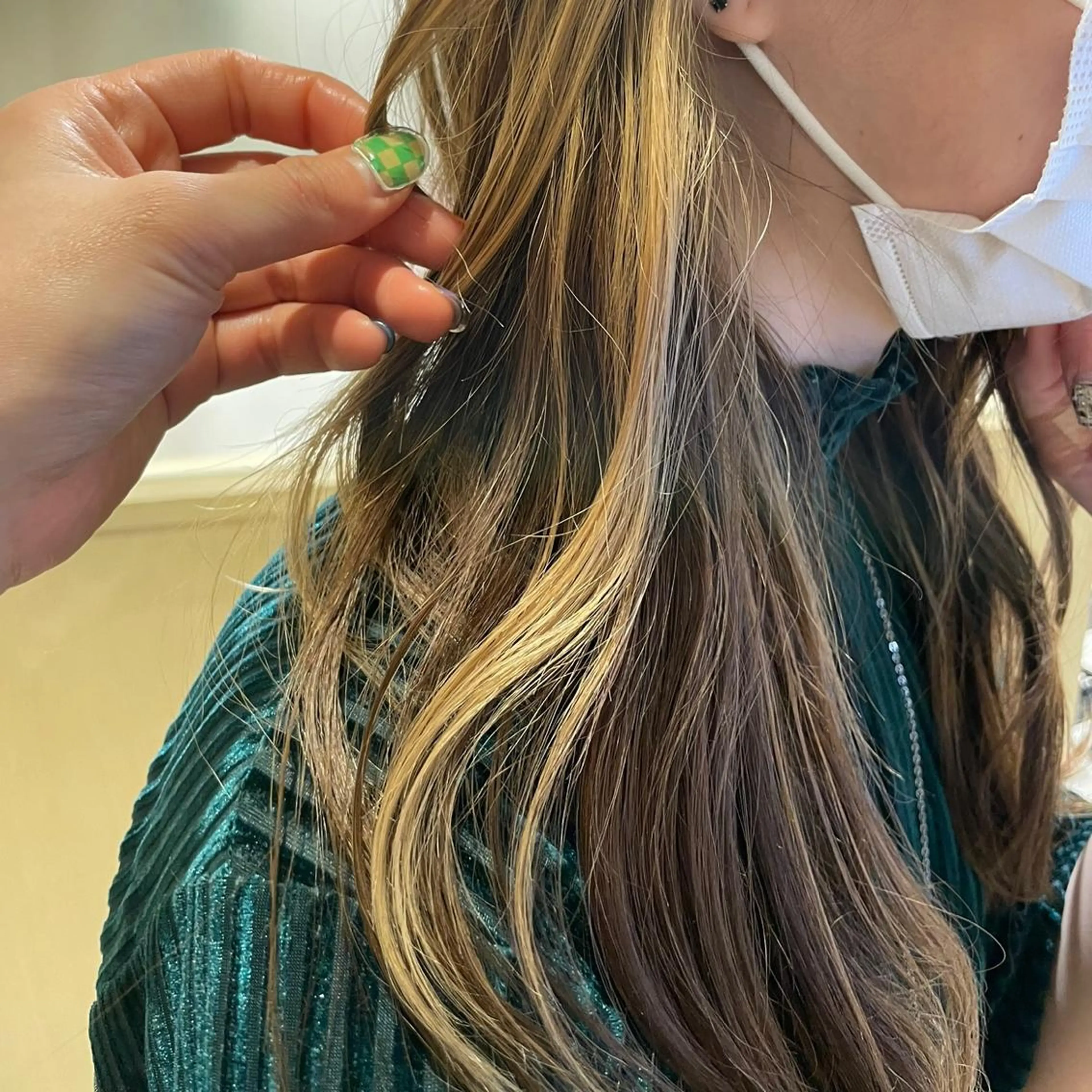 ロング カラー ヘアアレンジ 大石 陽菜のヘアスタイル