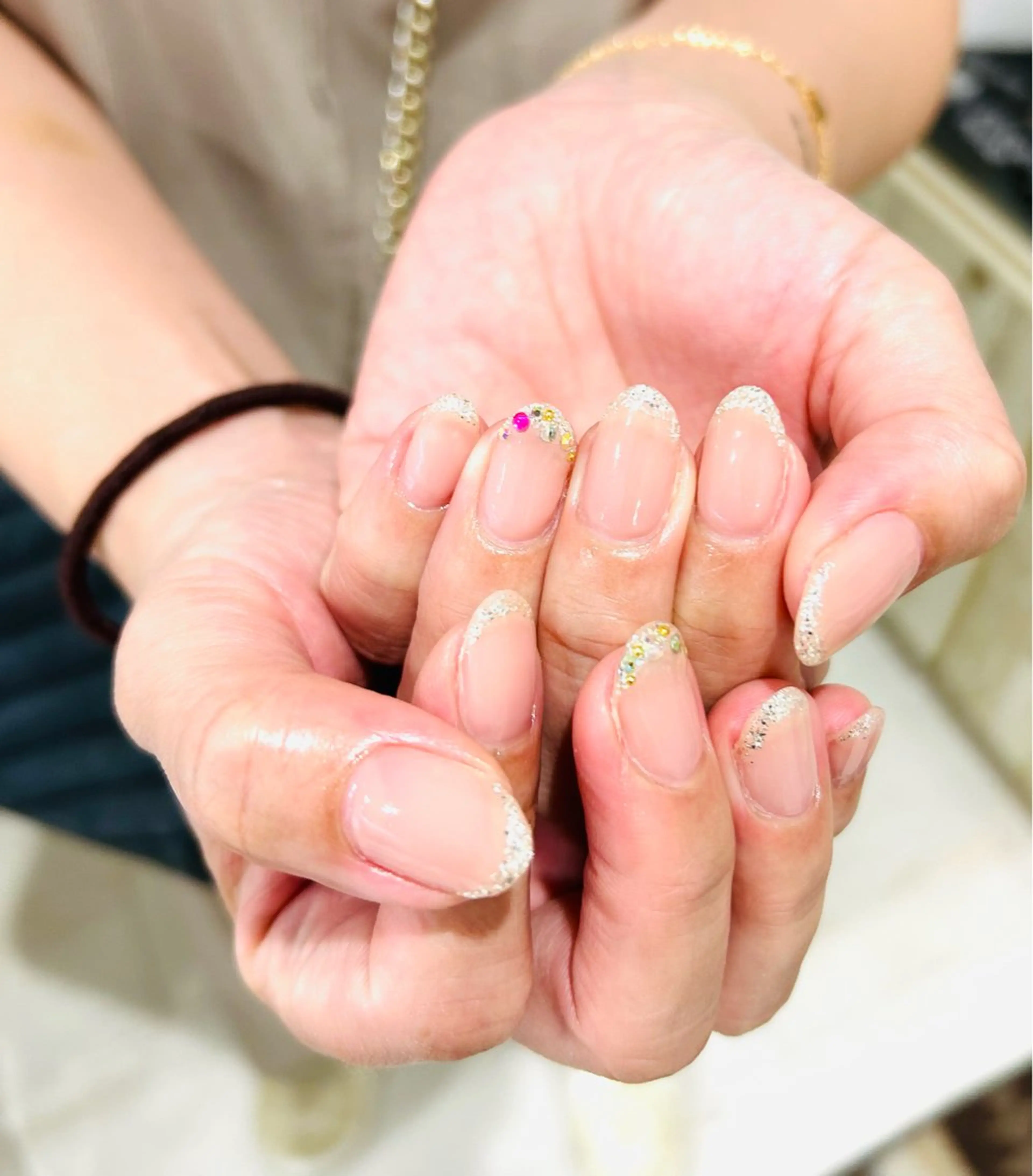 ネイル フラッシュネイル フットネイル フレンチネイル ラメ(グリッター) ラメグラデーション Ｈ3（エイチスリー）所属・H3 hitoのネイルデザイン