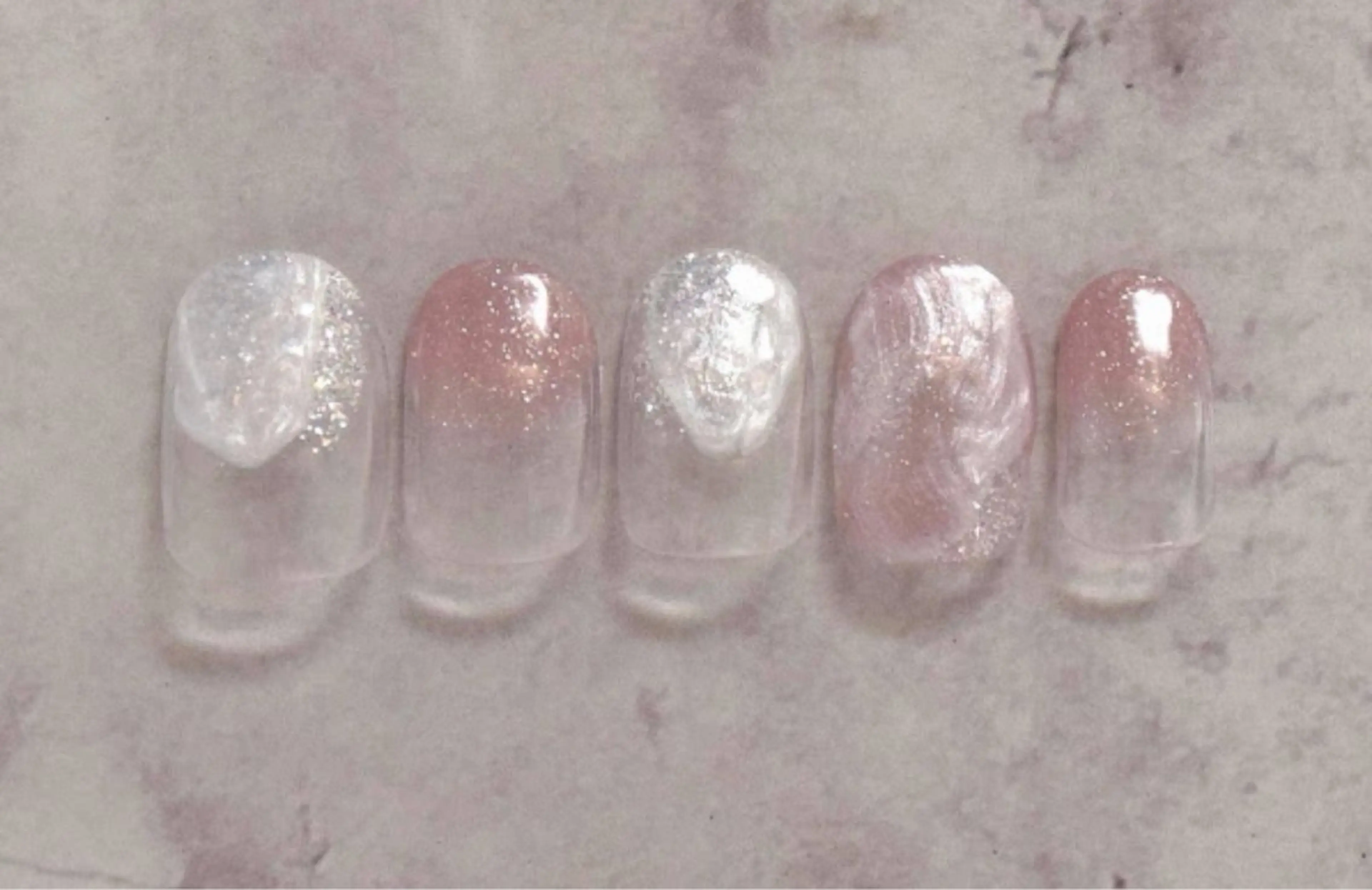 ネイル ゆら 練習生💅🏻のネイルデザイン