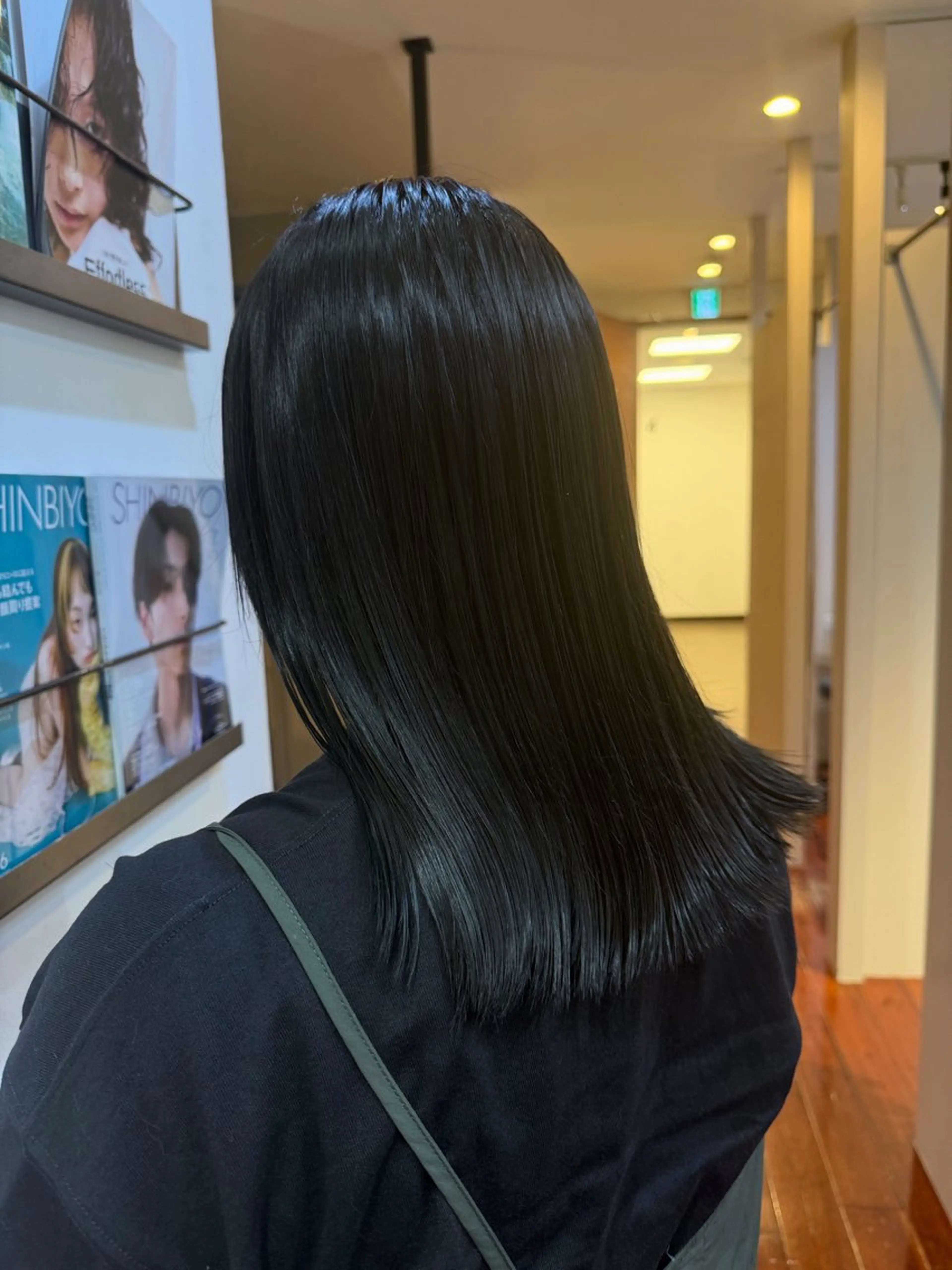 カラー momo 札幌美容師のヘアスタイル