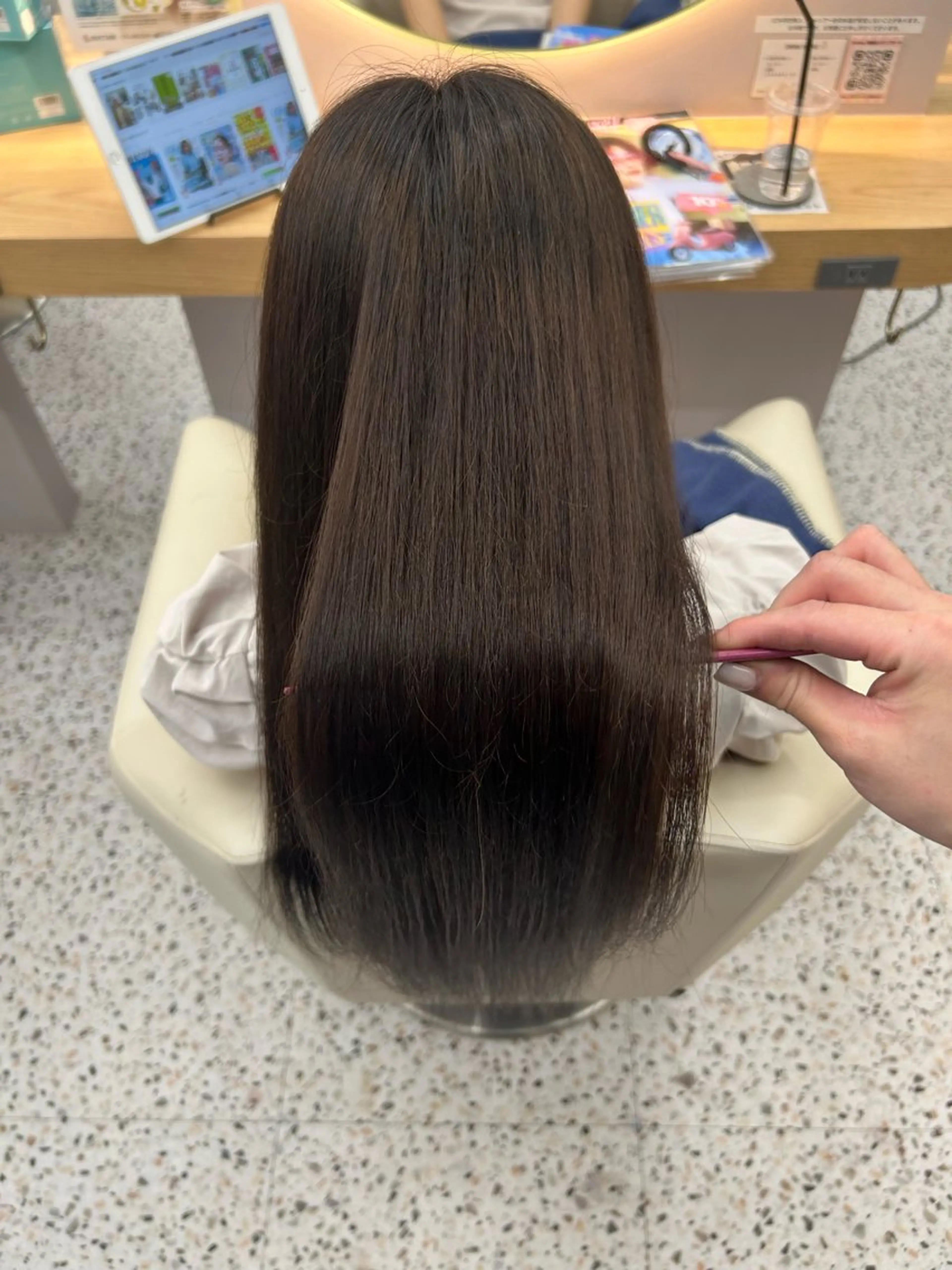 ロング カラー ヘアカラー トリートメント 羽田 優新のヘアスタイル