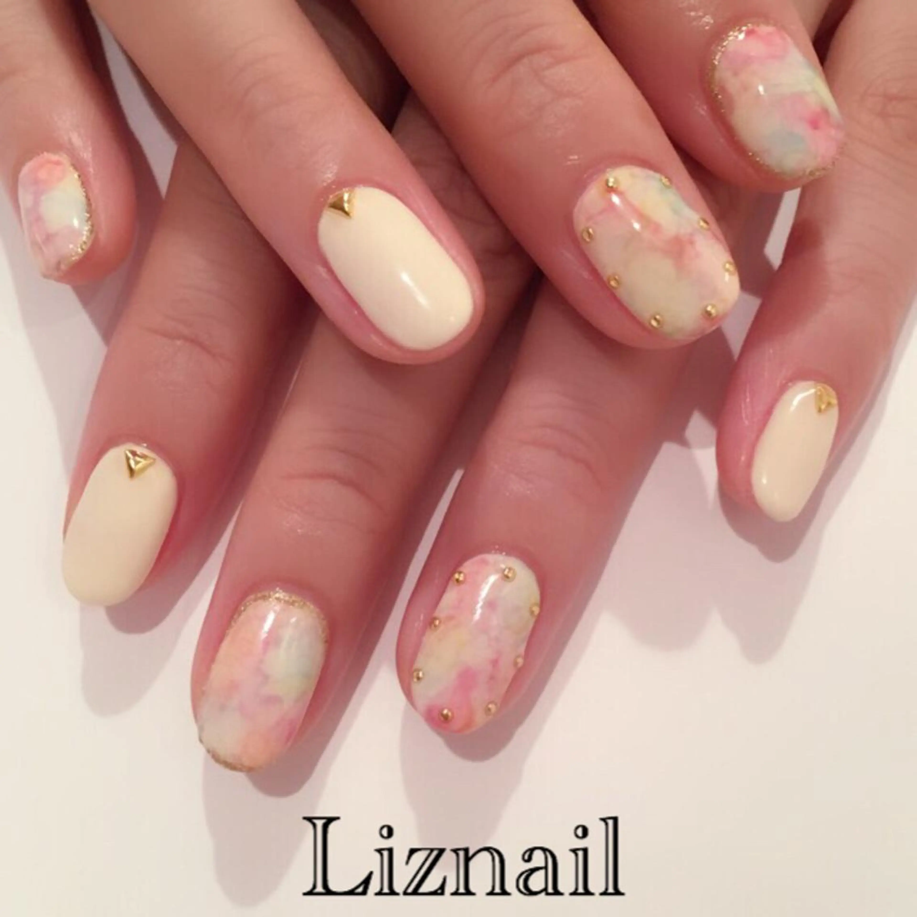 ネイル Rawr / saoriのネイルデザイン