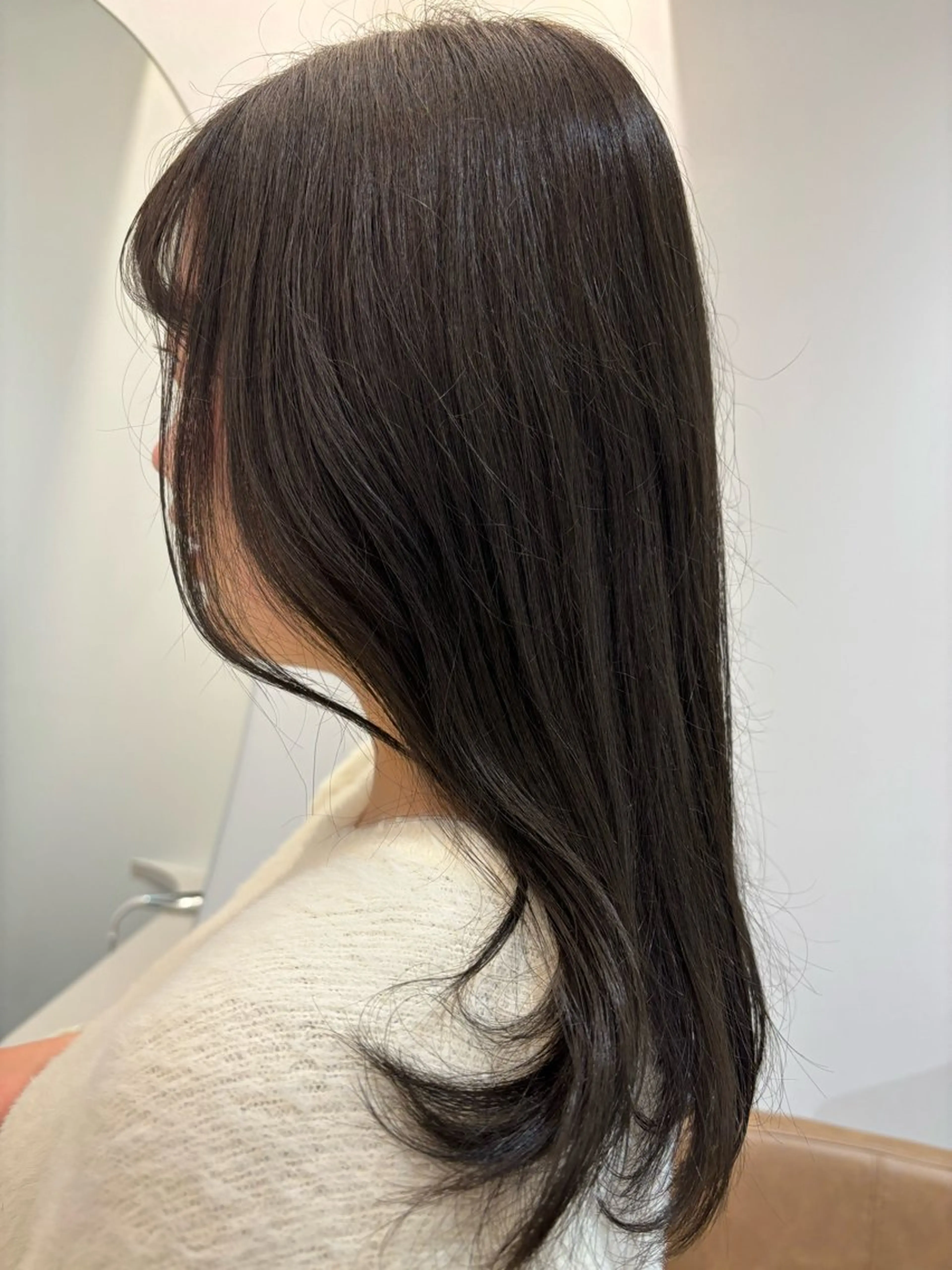 ミディアム カット モエカ -YUCCA-のヘアスタイル