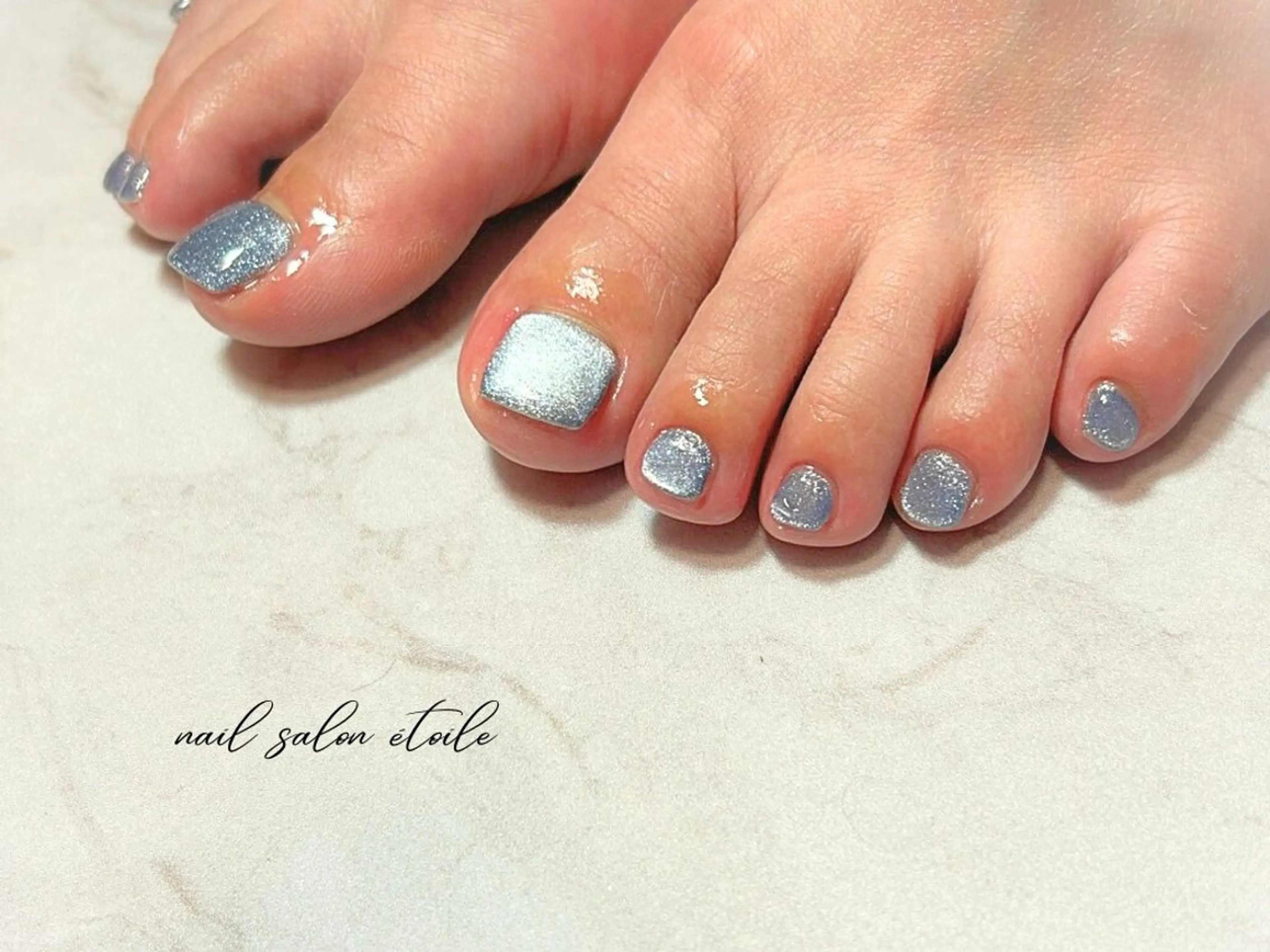 ネイル ブルー フットネイル マグネットネイル マグネットワンカラー ワンカラーネイル ハンドネイル nail salon étoileのネイルデザイン