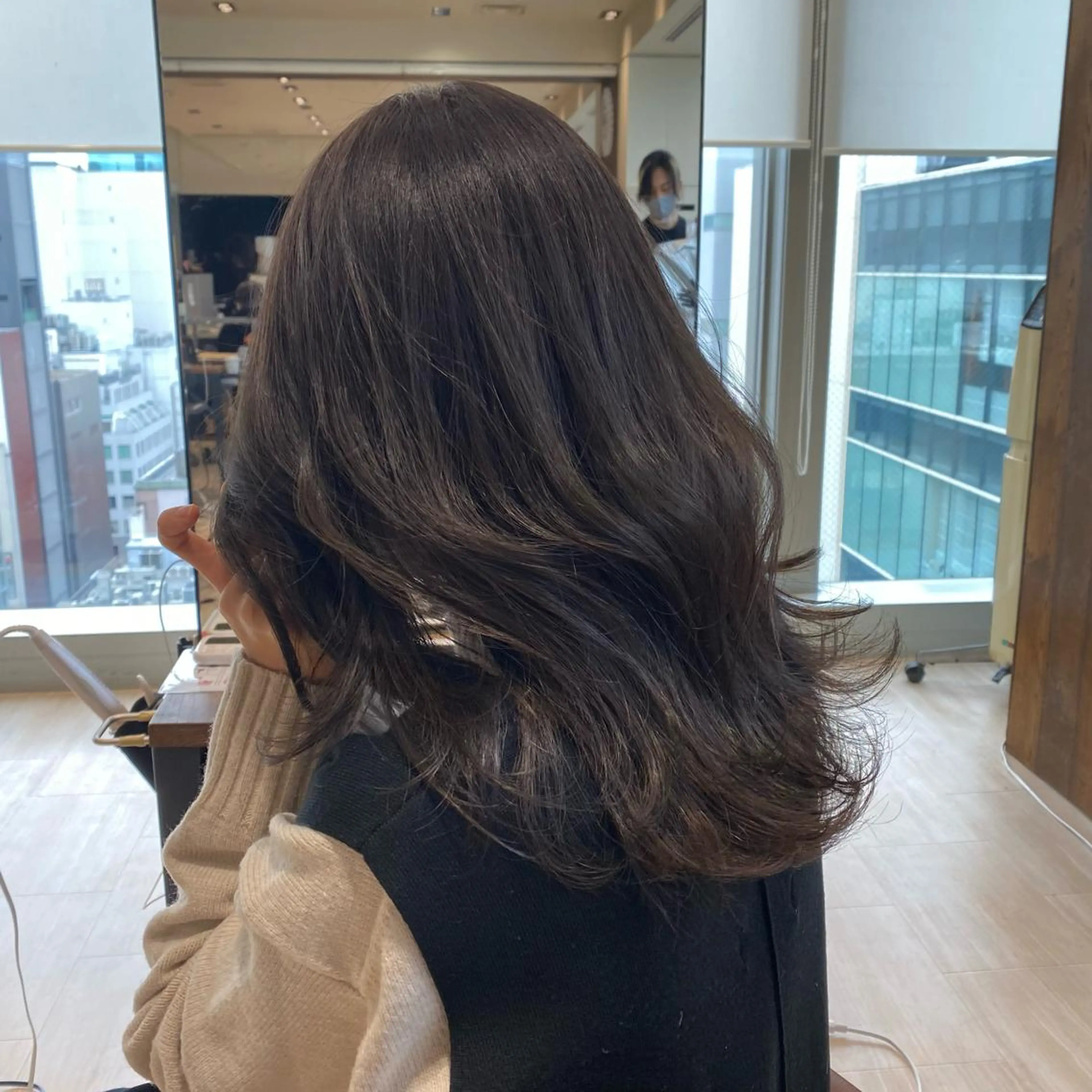 セミロング カラー 佐藤 悠衣/透明感 カラー/似合わせ前髪のヘアスタイル