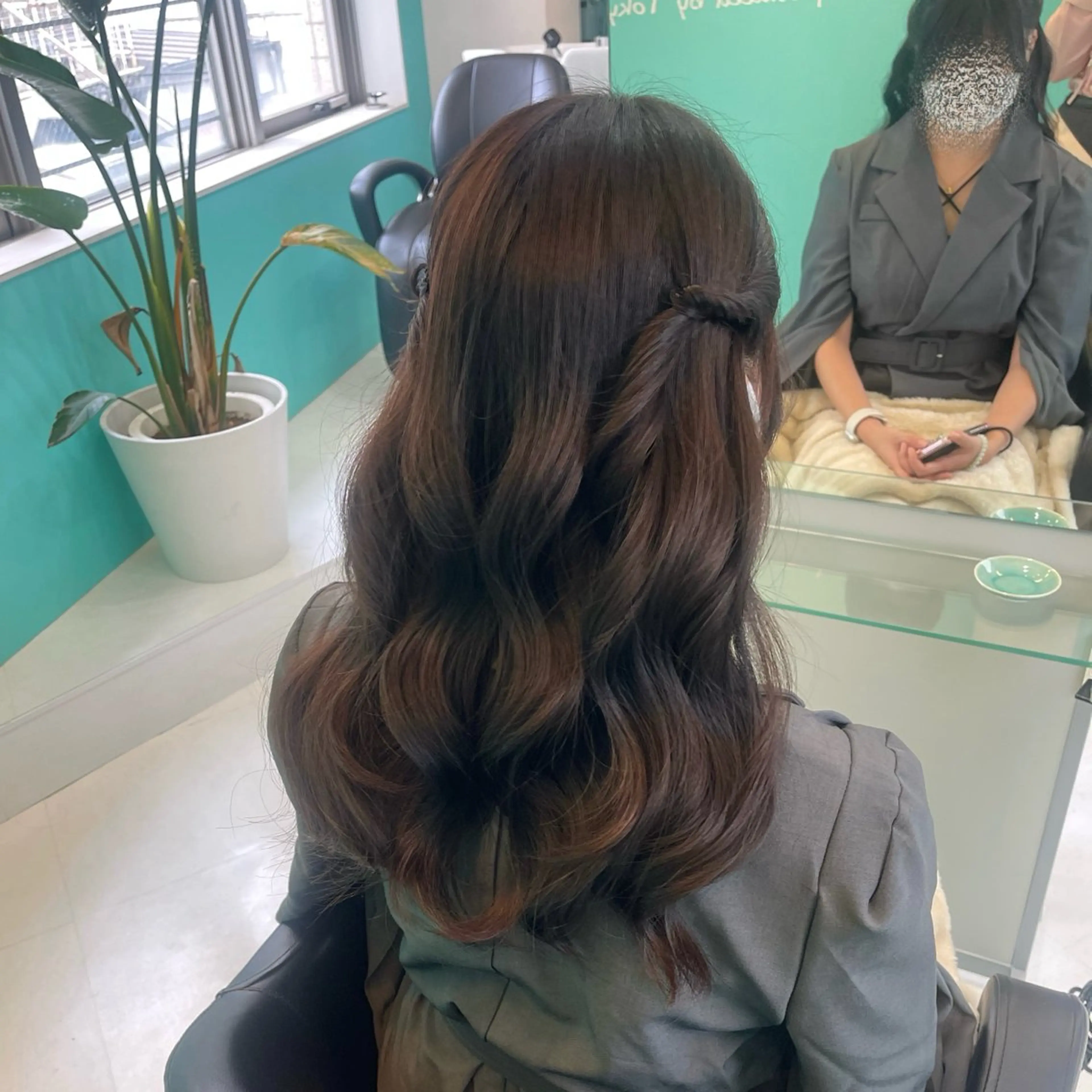 ロング ヘアアレンジ ヘアセット mana/ブリーチ/ ヘアセット/メンズのヘアスタイル