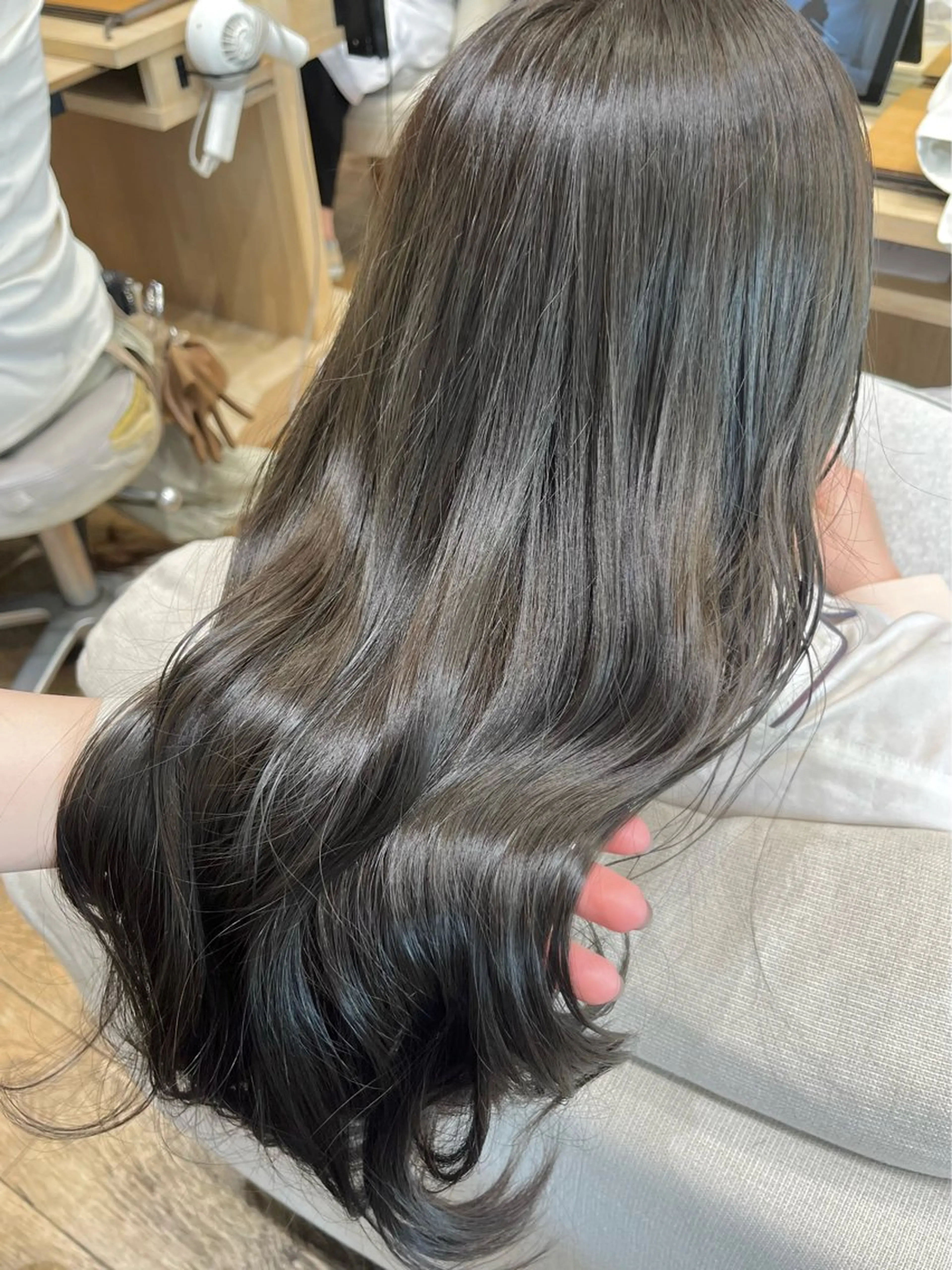 セミロング カラー ベージュカラー グレージュ オリーブベージュ ヘアカラー 暖色カラー/ダブル カラー/名古屋/辻のヘアスタイル