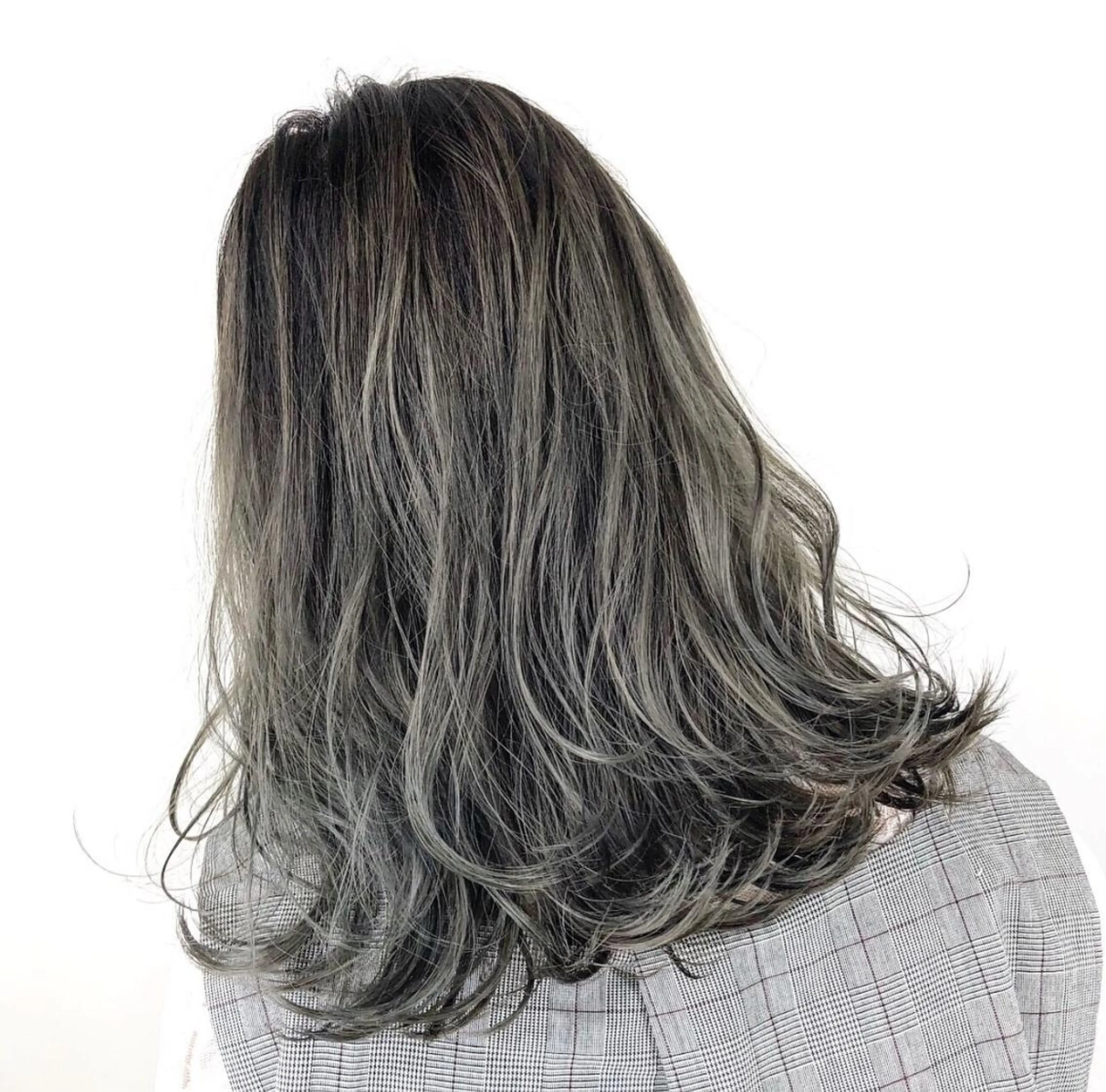 セミロング 外国人風カラー レイヤー,ボブ / 彩未のヘアスタイル