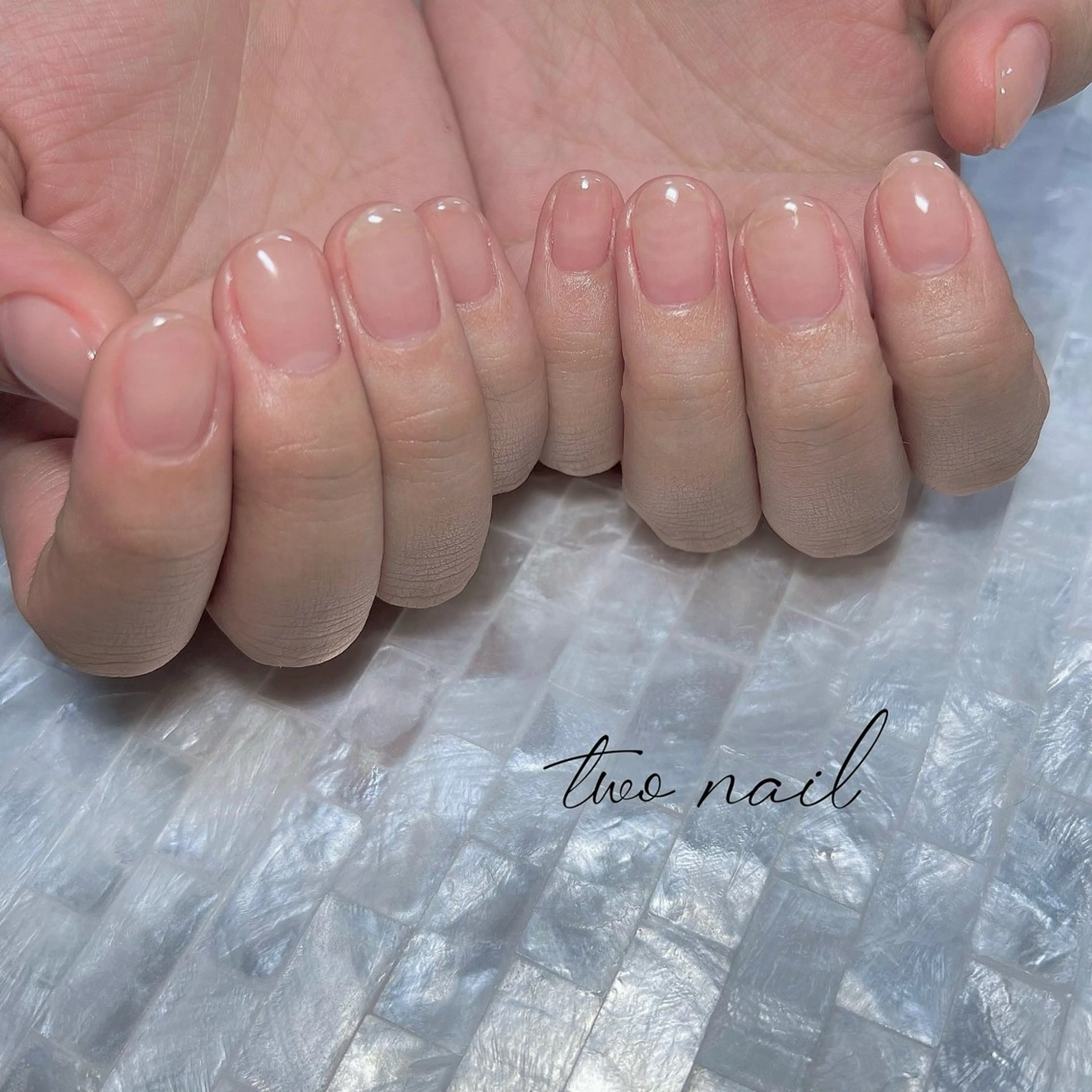 ネイル ネイルチップ ホワイト ハンドネイル two nailのネイルデザイン