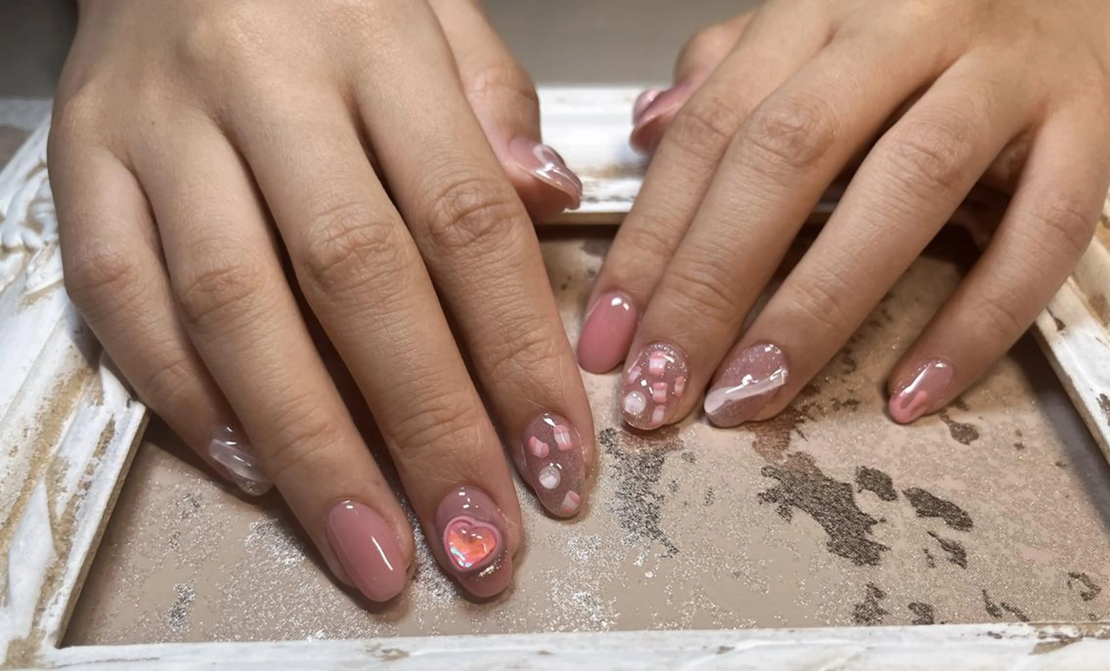 ネイル AB マツエクネイルサロンのネイルデザイン