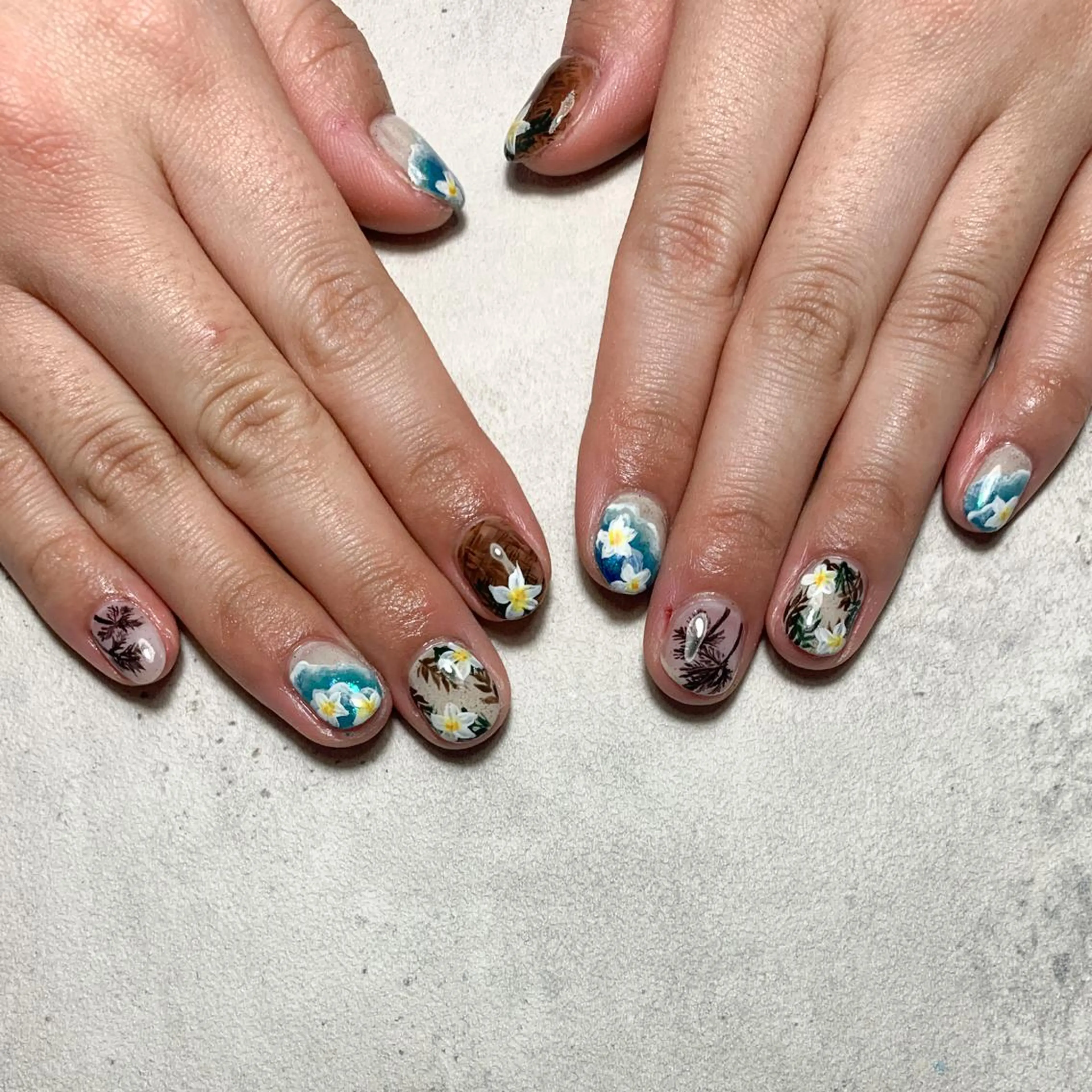 ネイル ハンドネイル FIORITURA aiのネイルデザイン