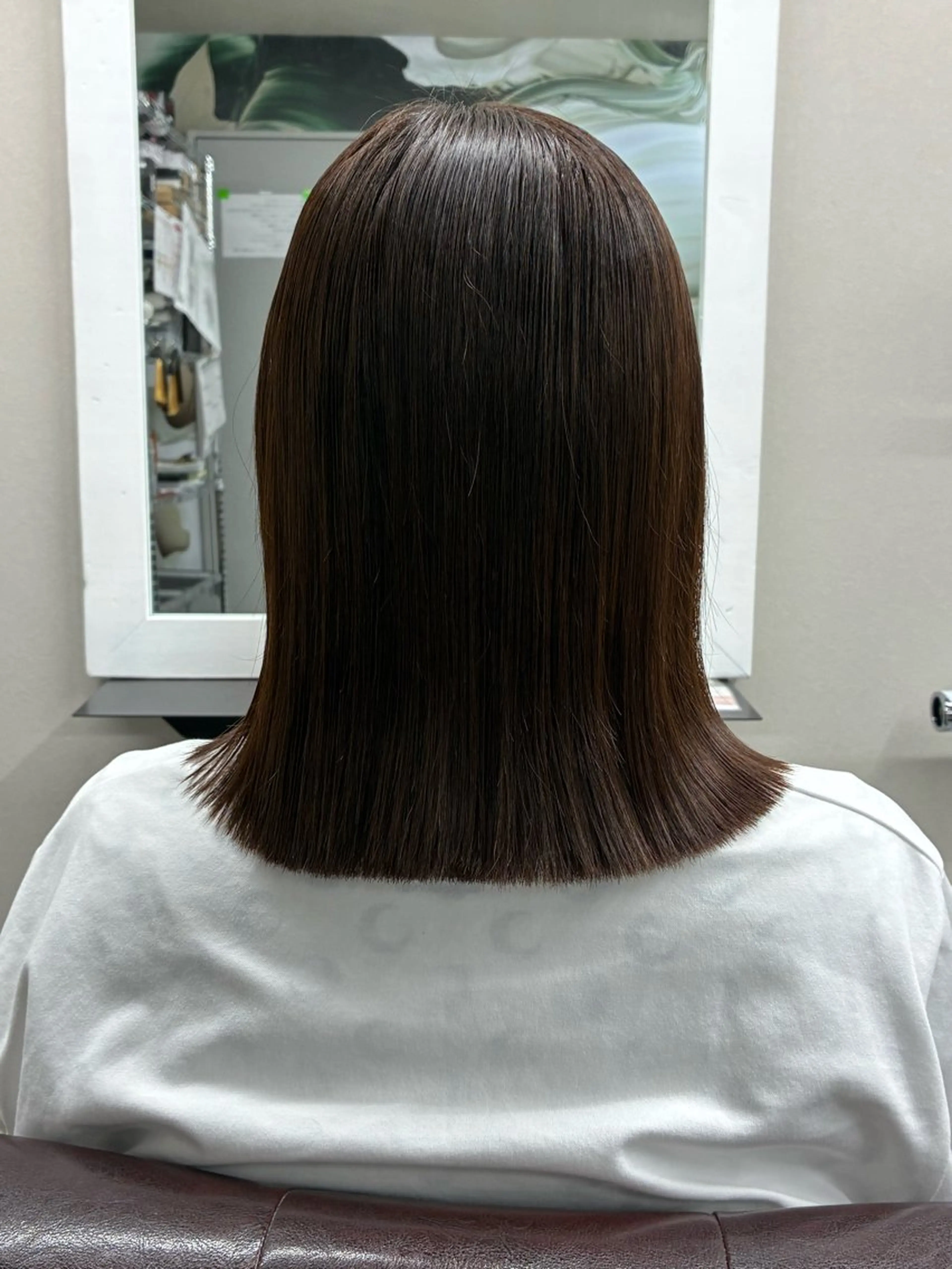 ショート カラー 小泉 陽のヘアスタイル