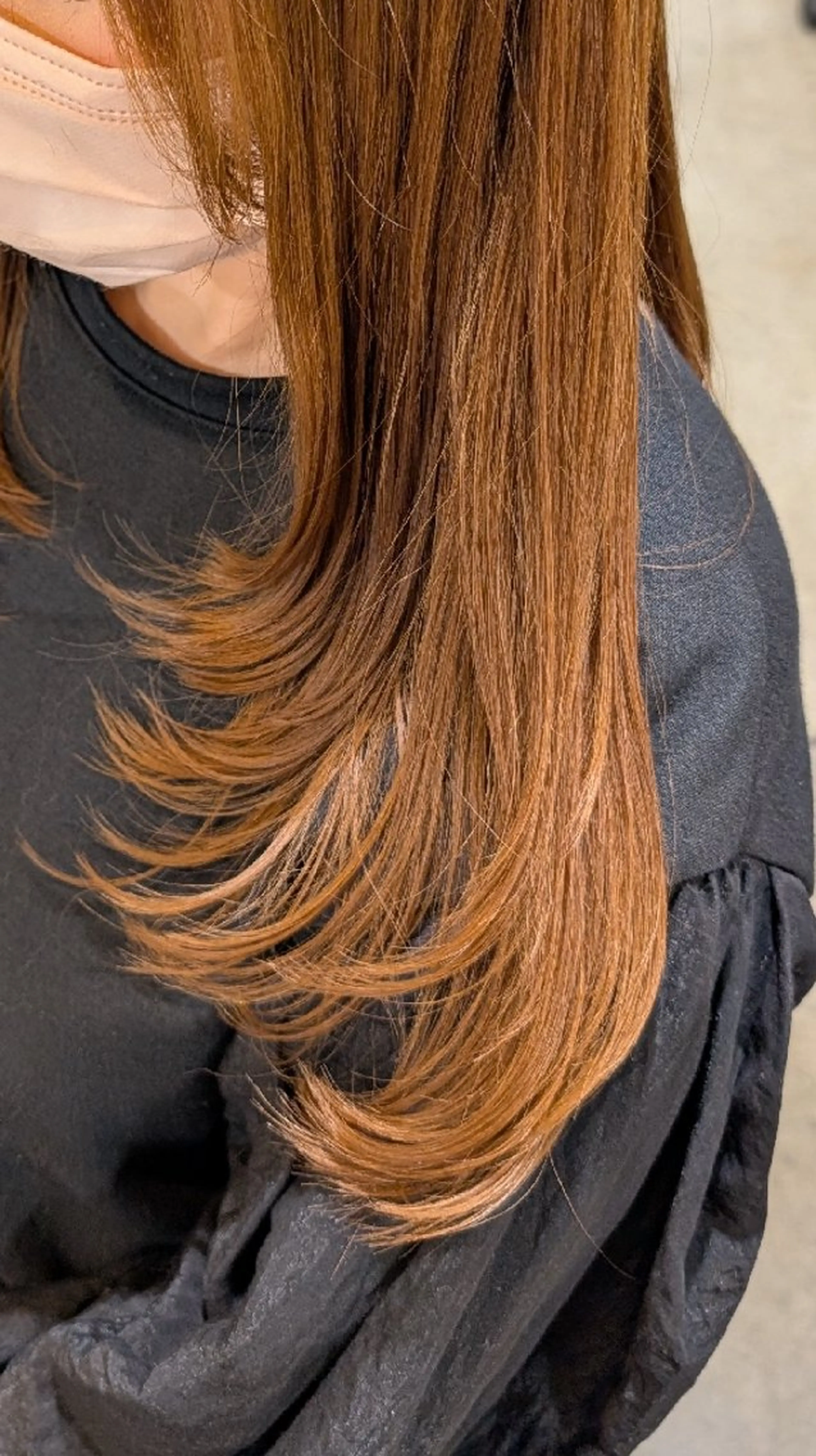 ロング レイヤーカット 【女性限定】 しおりのヘアスタイル