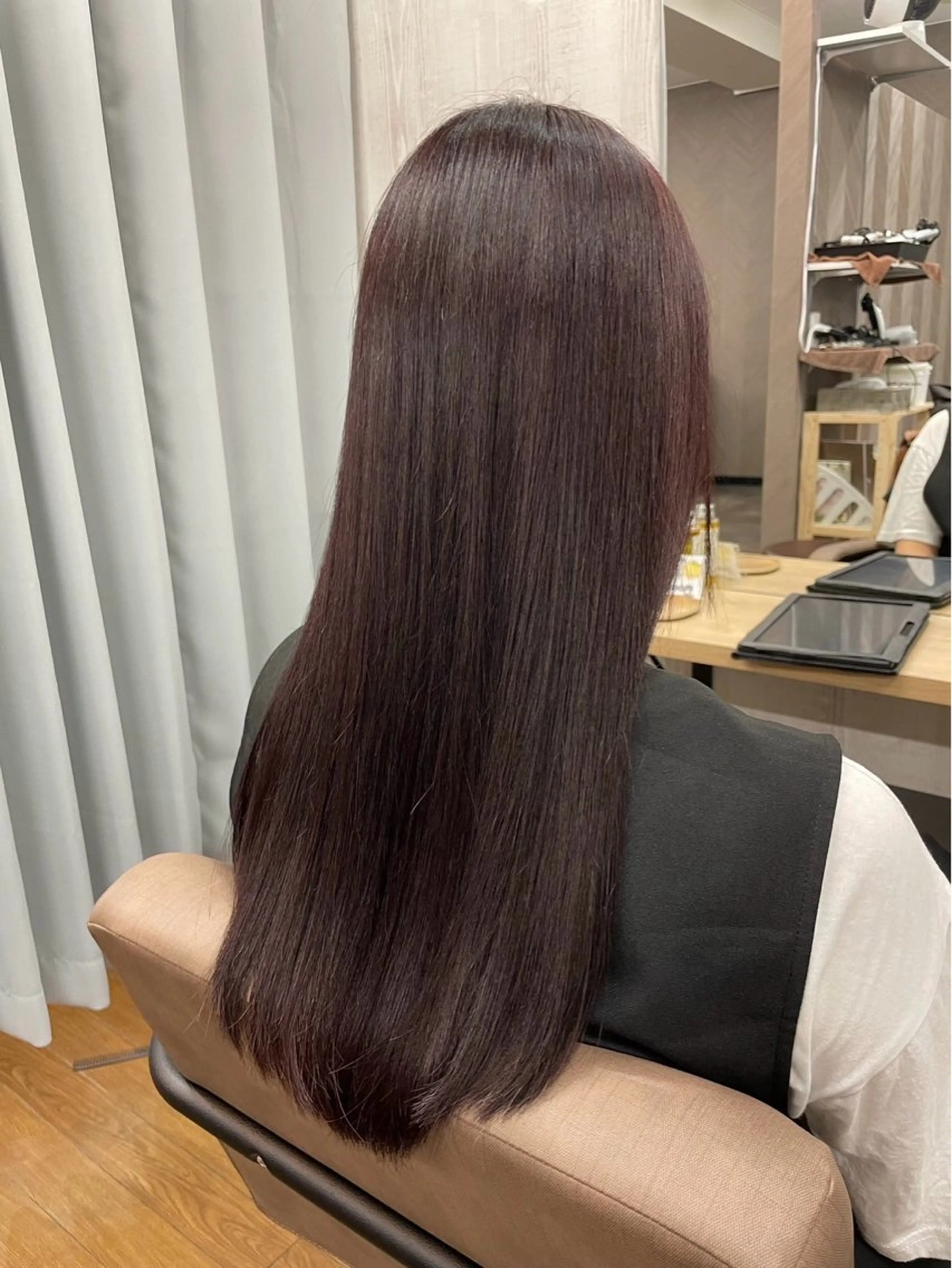 カラー TELAHAIR 副店長 YUTOのヘアスタイル