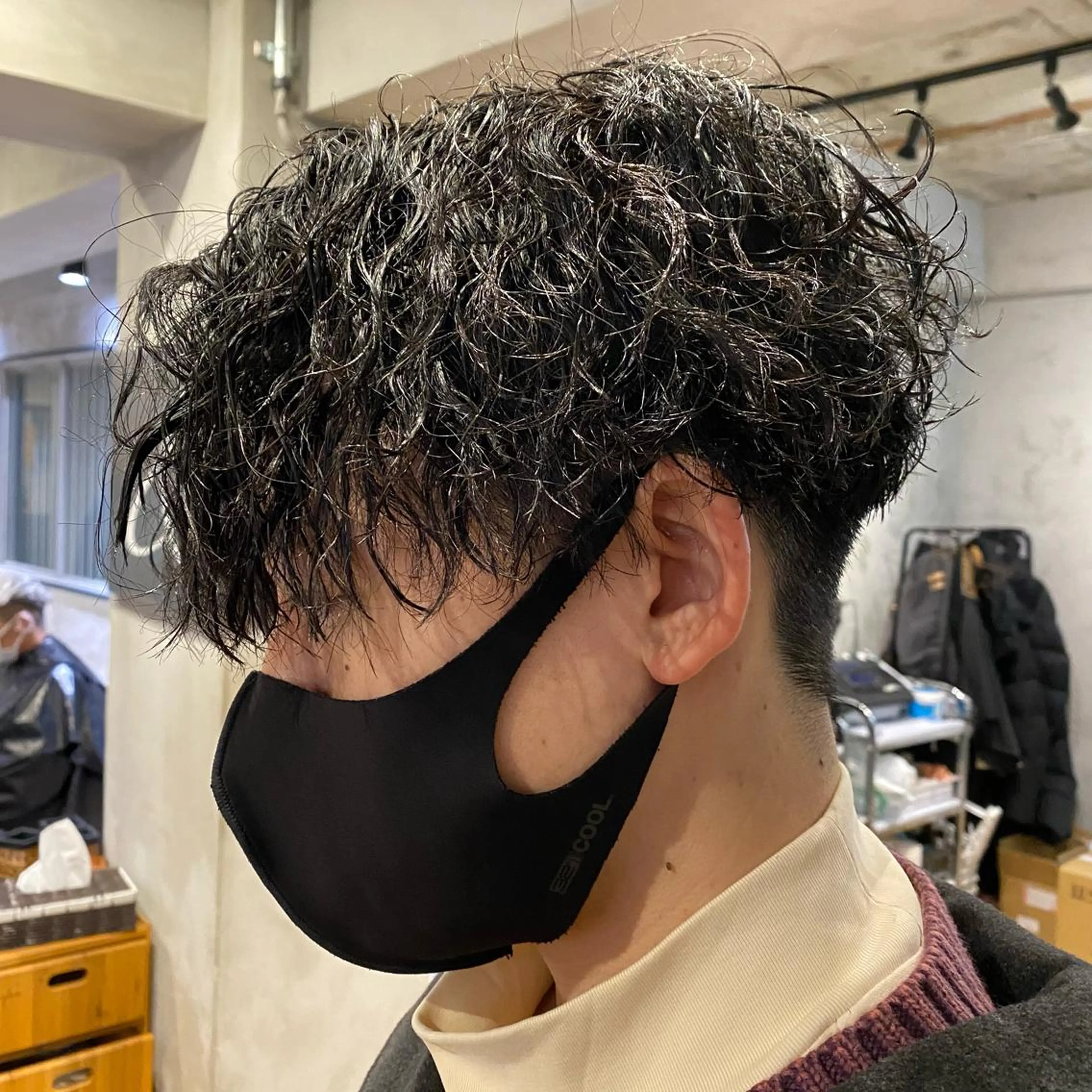 メンズカット＋ツイストスパイラルパーマ+眉カットの写真