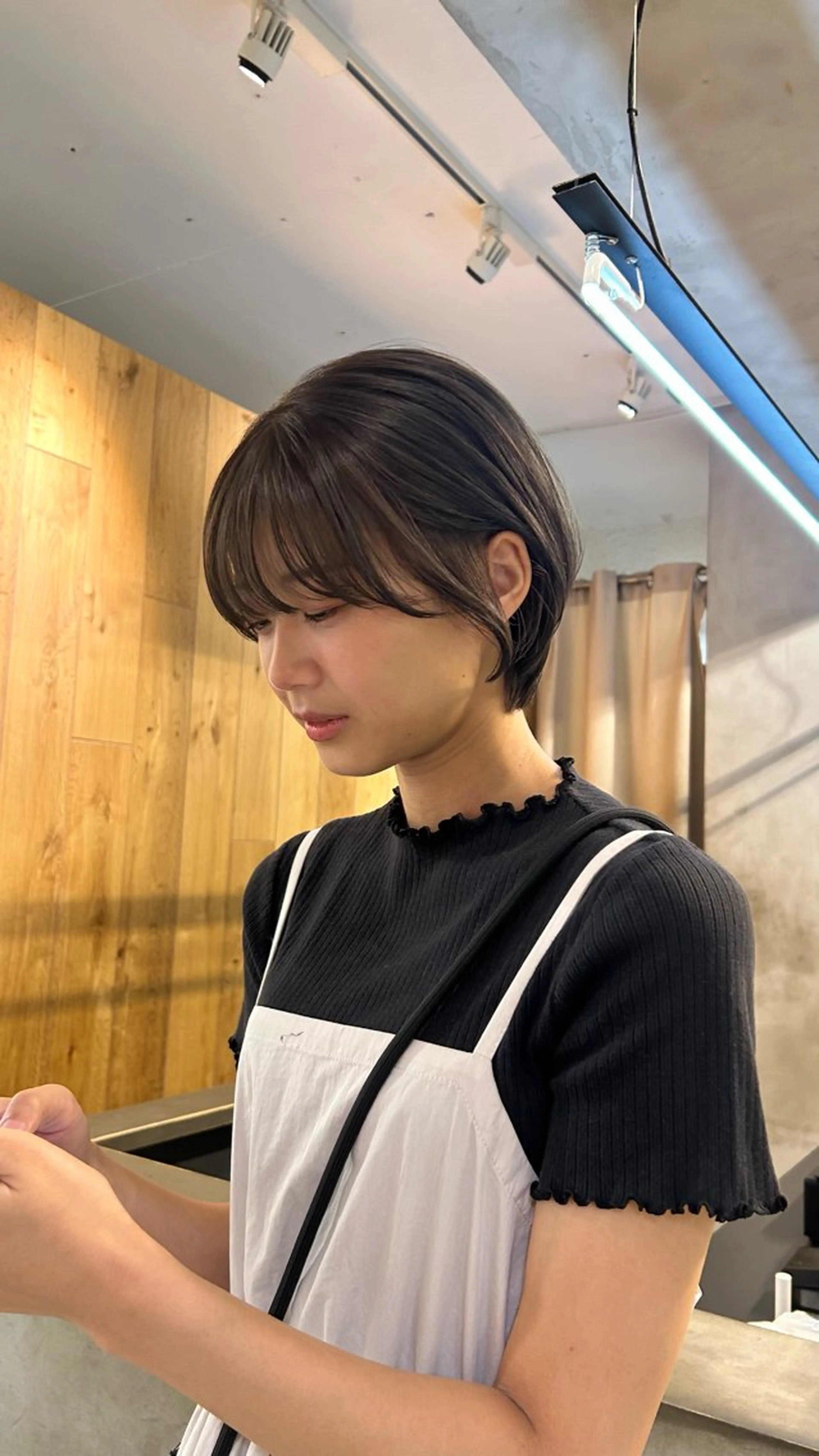 ショート カラー グレージュ オリーブグレージュ オリーブグレー じゅわっと暖色カラー 🍊Moemiのヘアスタイル