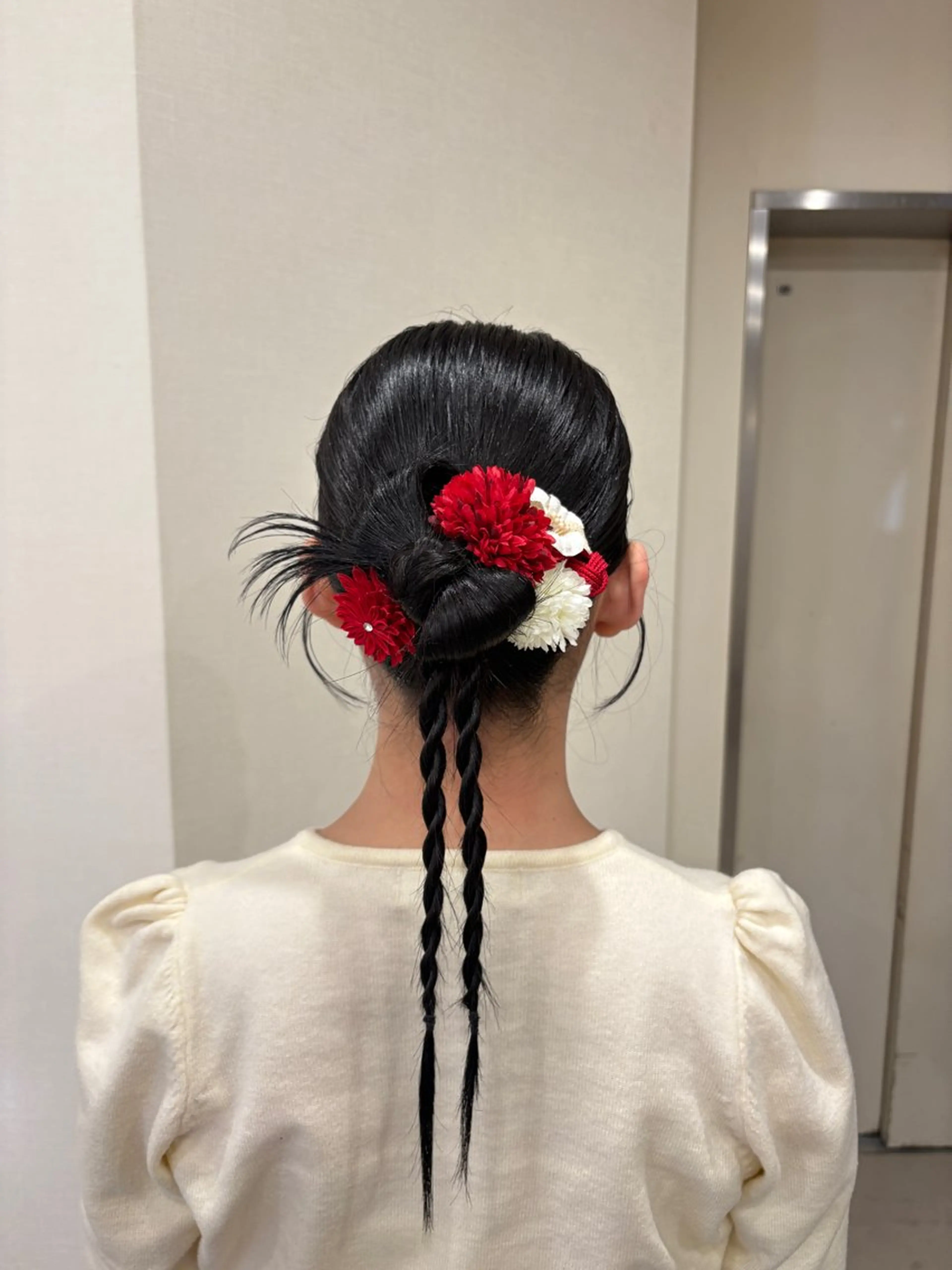 ヘアアレンジ 🎶個性派ネイル💅 /Komachi❤️のマツエク・マツパデザイン