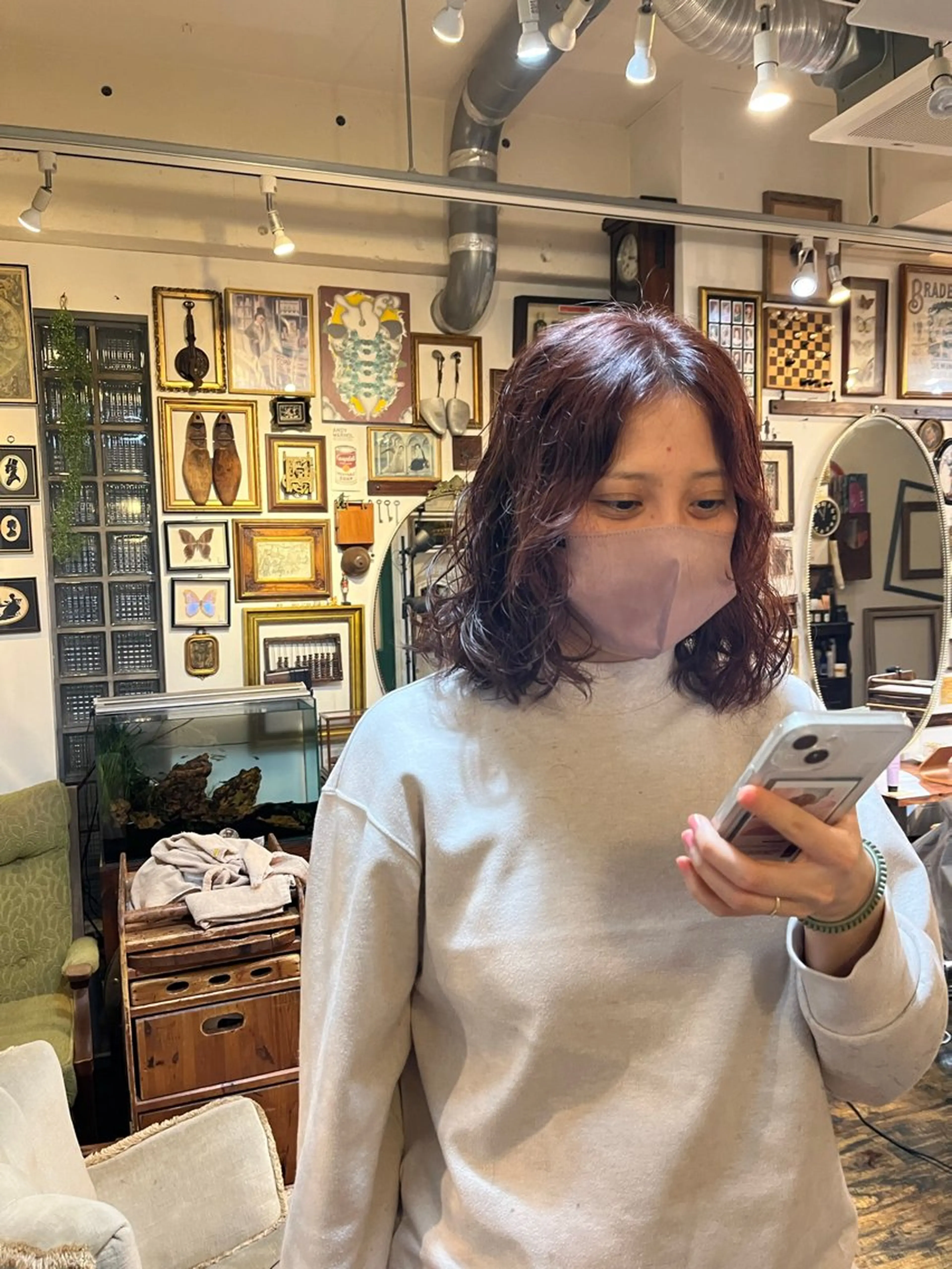 ミディアム パーマ ミディアムパーマ カット パーマ ヘッドスパ benji 学芸大学所属・朝が楽なパーマ 🌱ショート/緒方椋のヘアスタイル