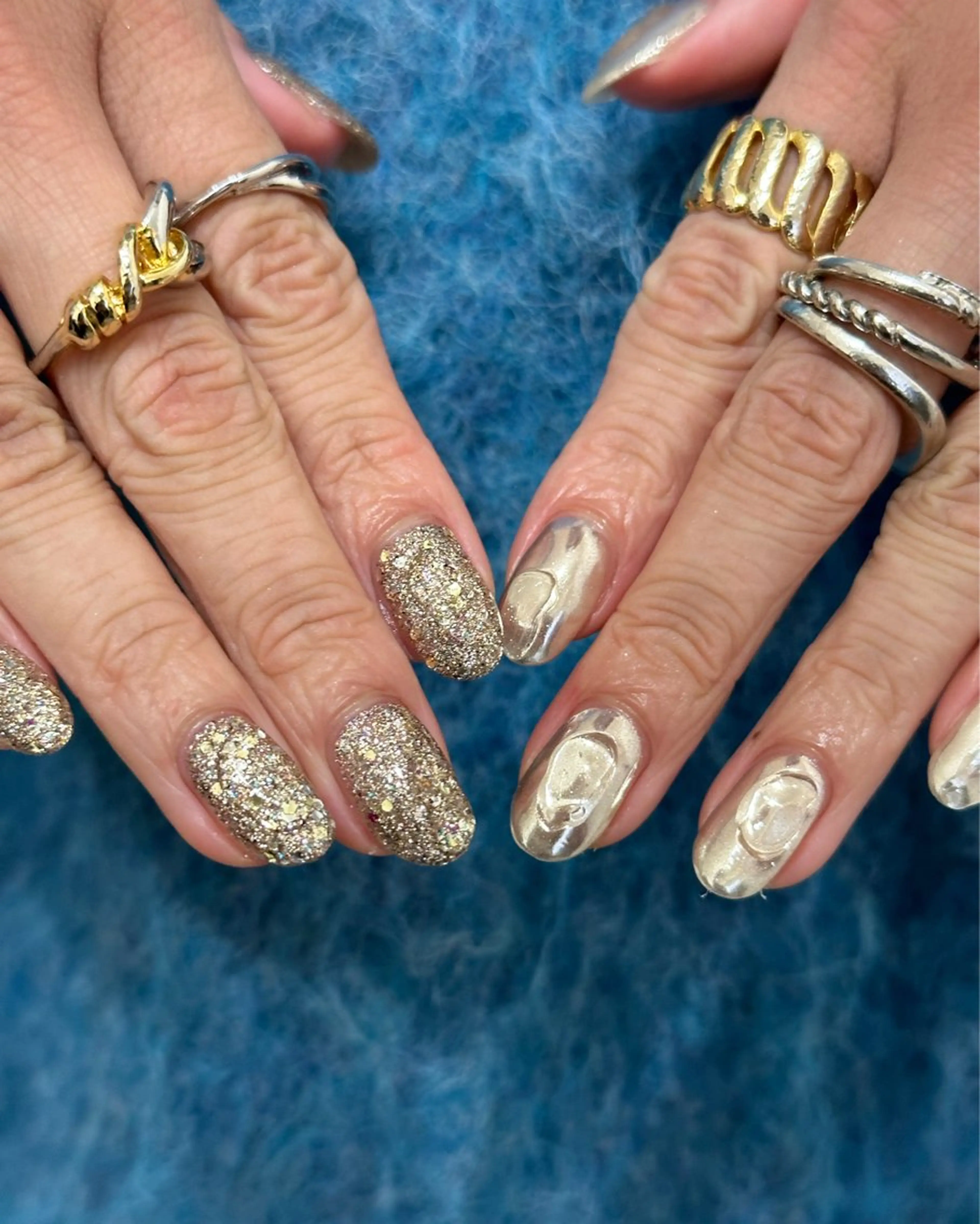 ネイル キラキラネイル ハンドネイル フットネイル kiii.__ ✴︎*のネイルデザイン