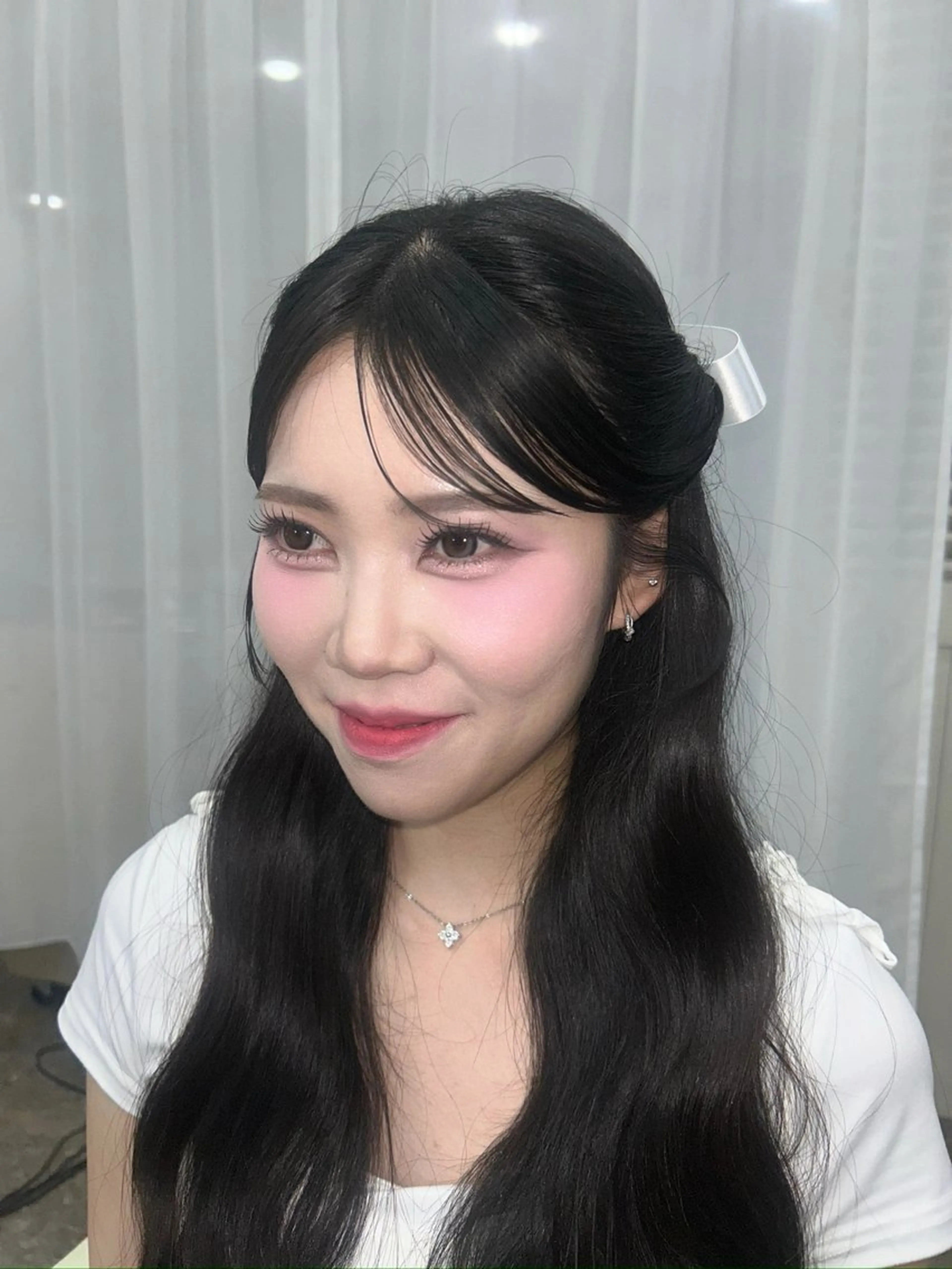 💐シンプルなハーフアップorハーフツイン+韓国つけま毛💝の写真