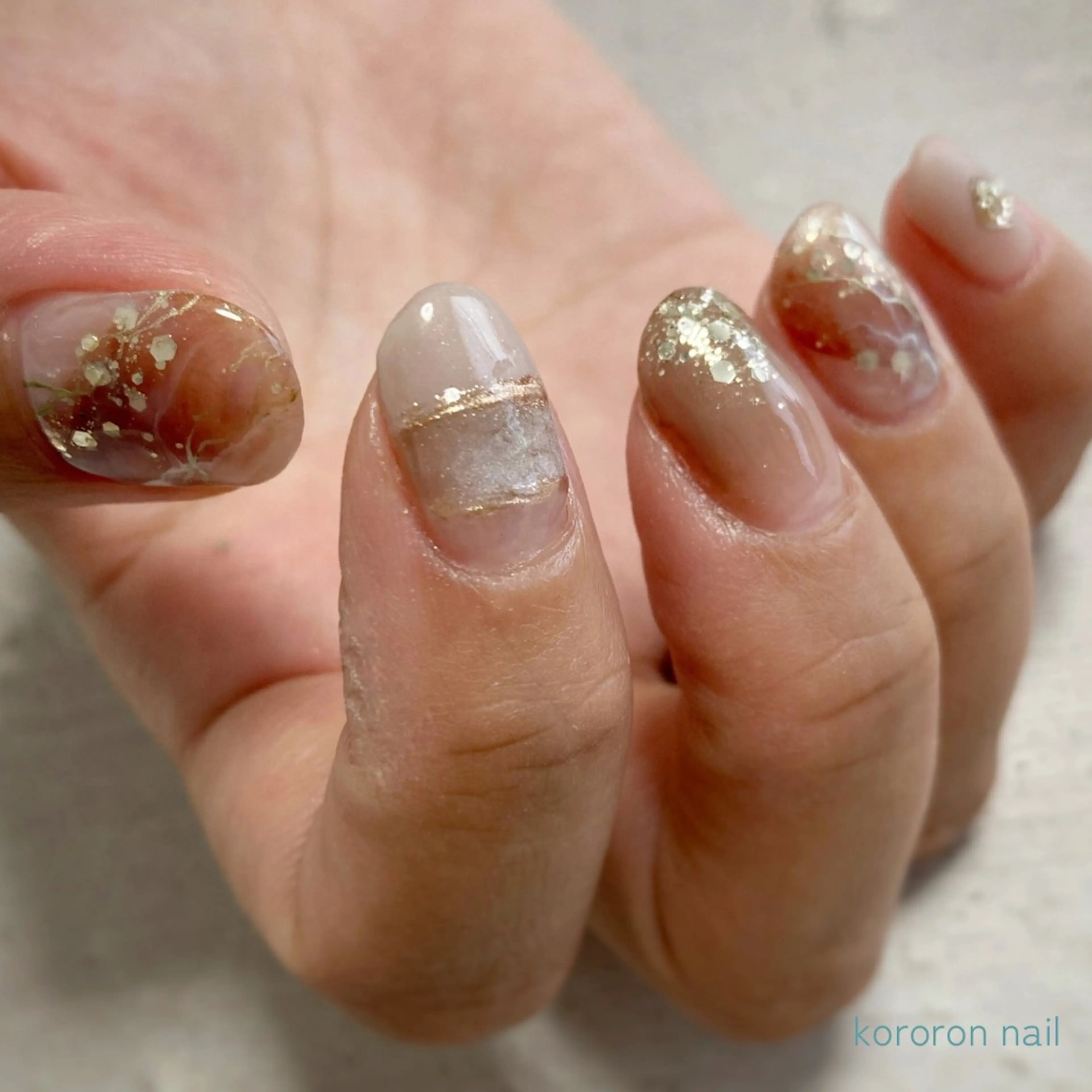 ネイル ころろんネイル nazuのネイルデザイン