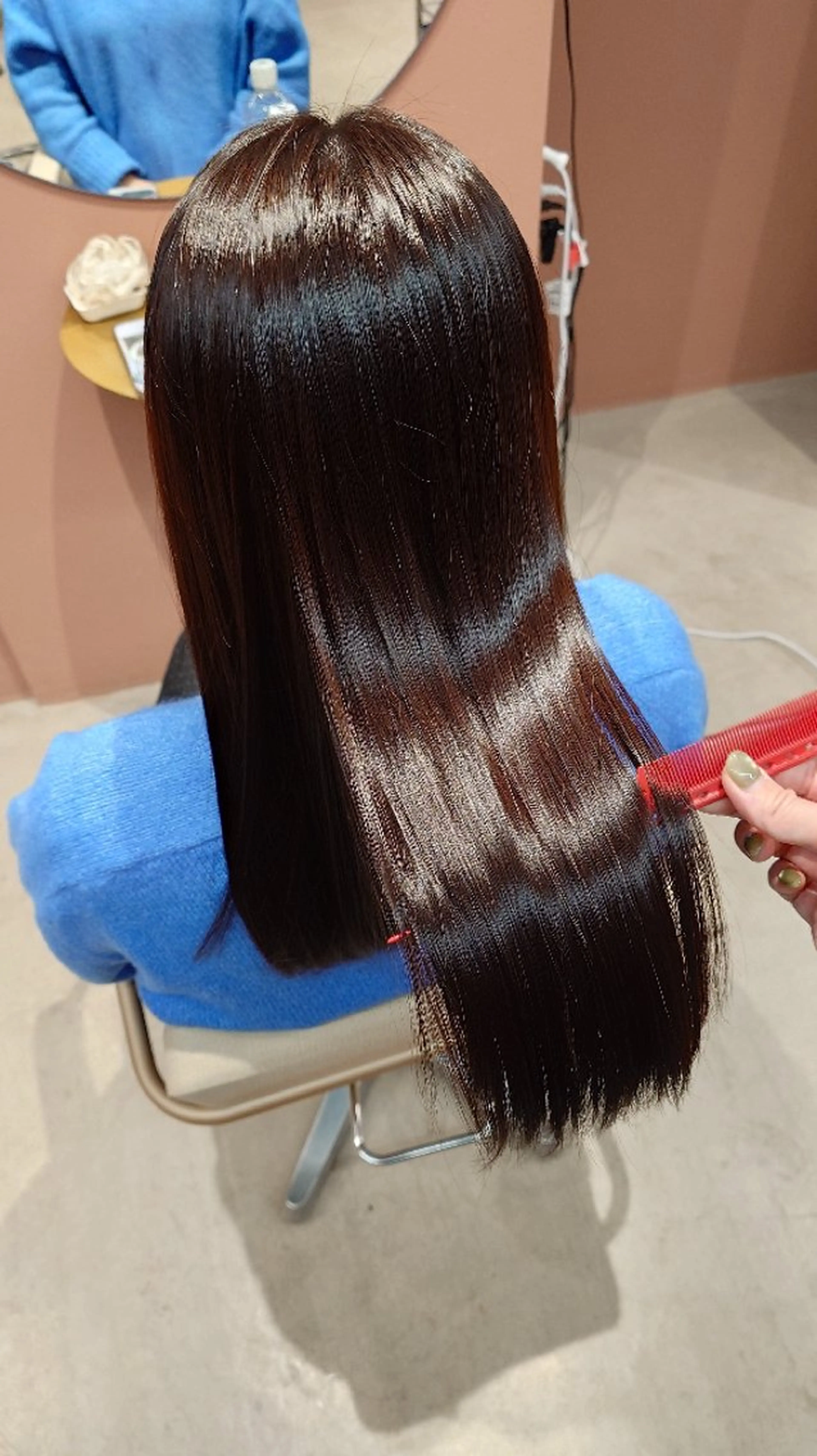 セミロング 縮毛矯正 宮本  星羅のヘアスタイル