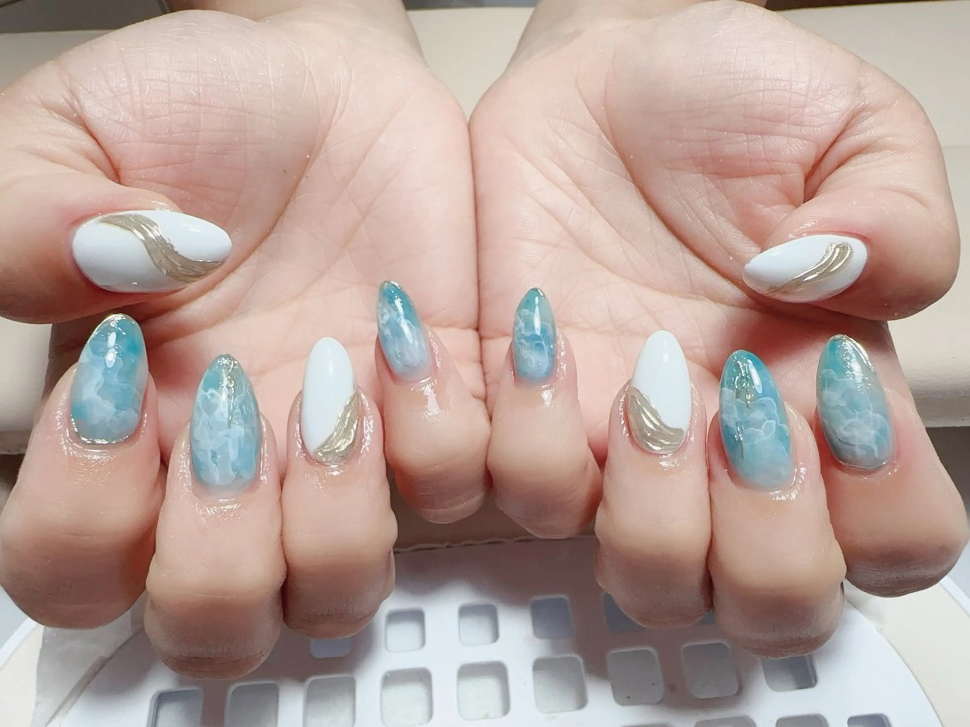 ネイル ハンドネイル NAIL CIRCLESのネイルデザイン
