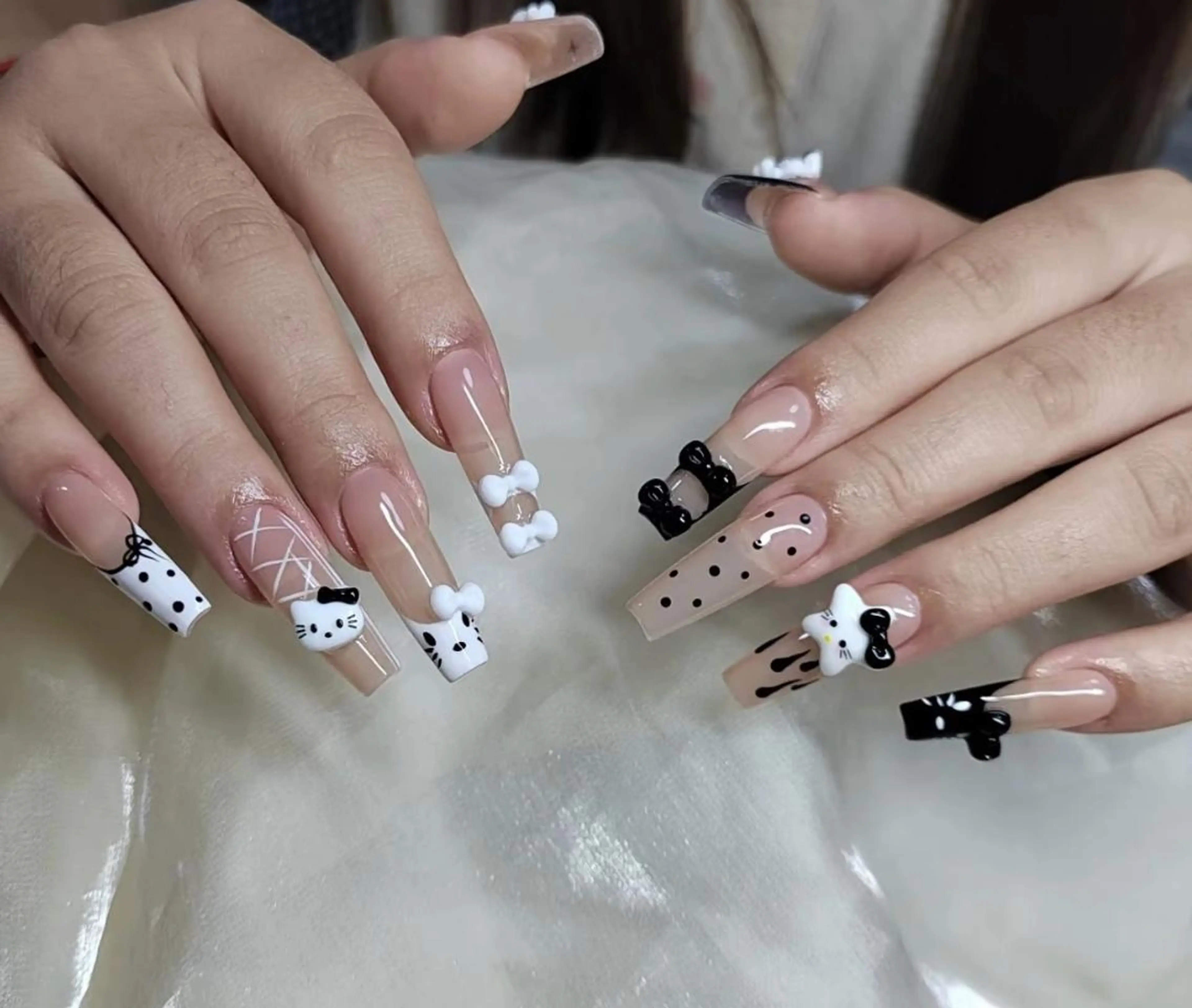 ネイル ハンドネイル 🎀 UU_nailのネイルデザイン