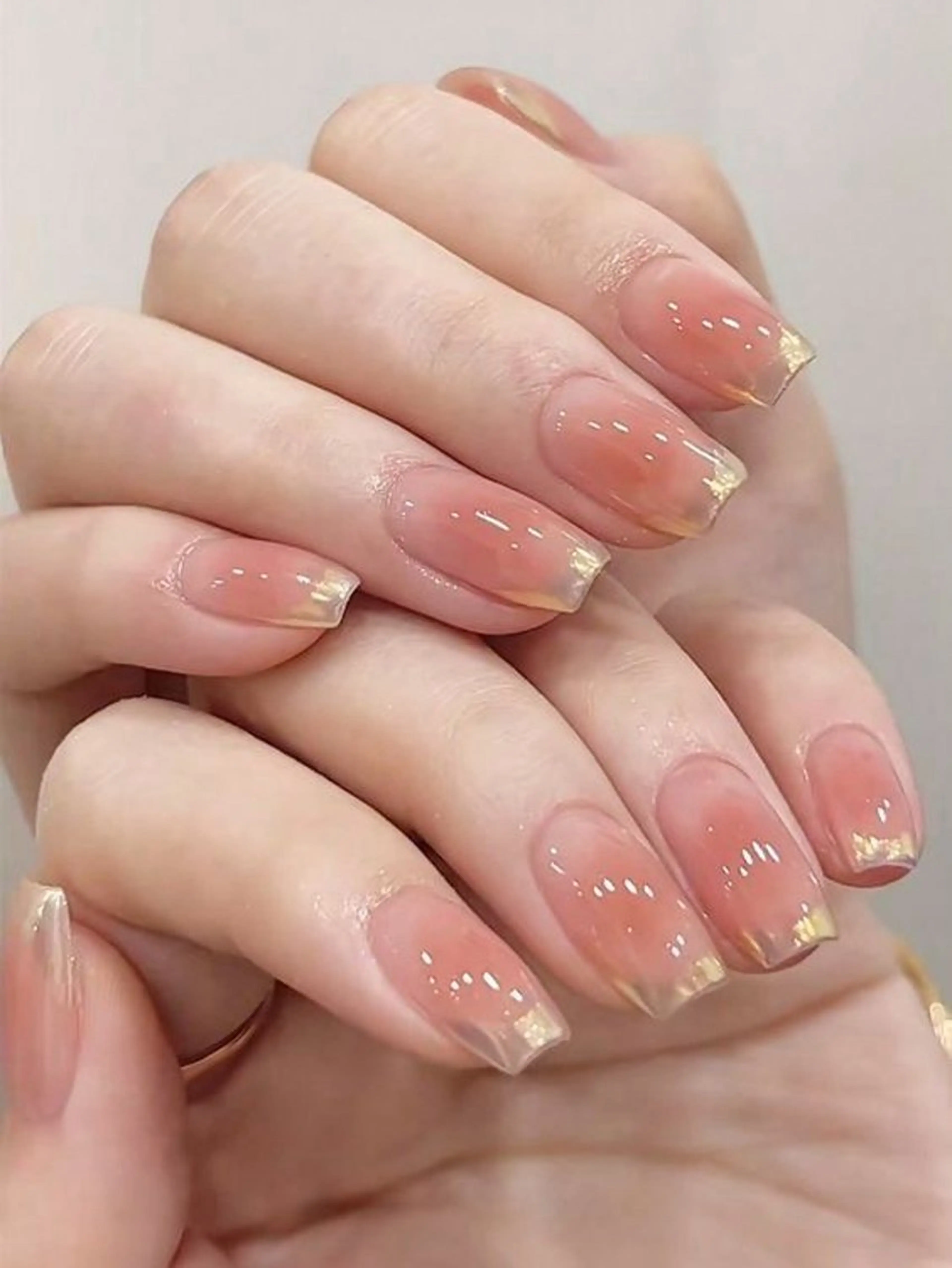 ネイル チークネイル フレンチネイル グラデーション 韓国ネイル マグネットネイル Hana Nailのネイルデザイン