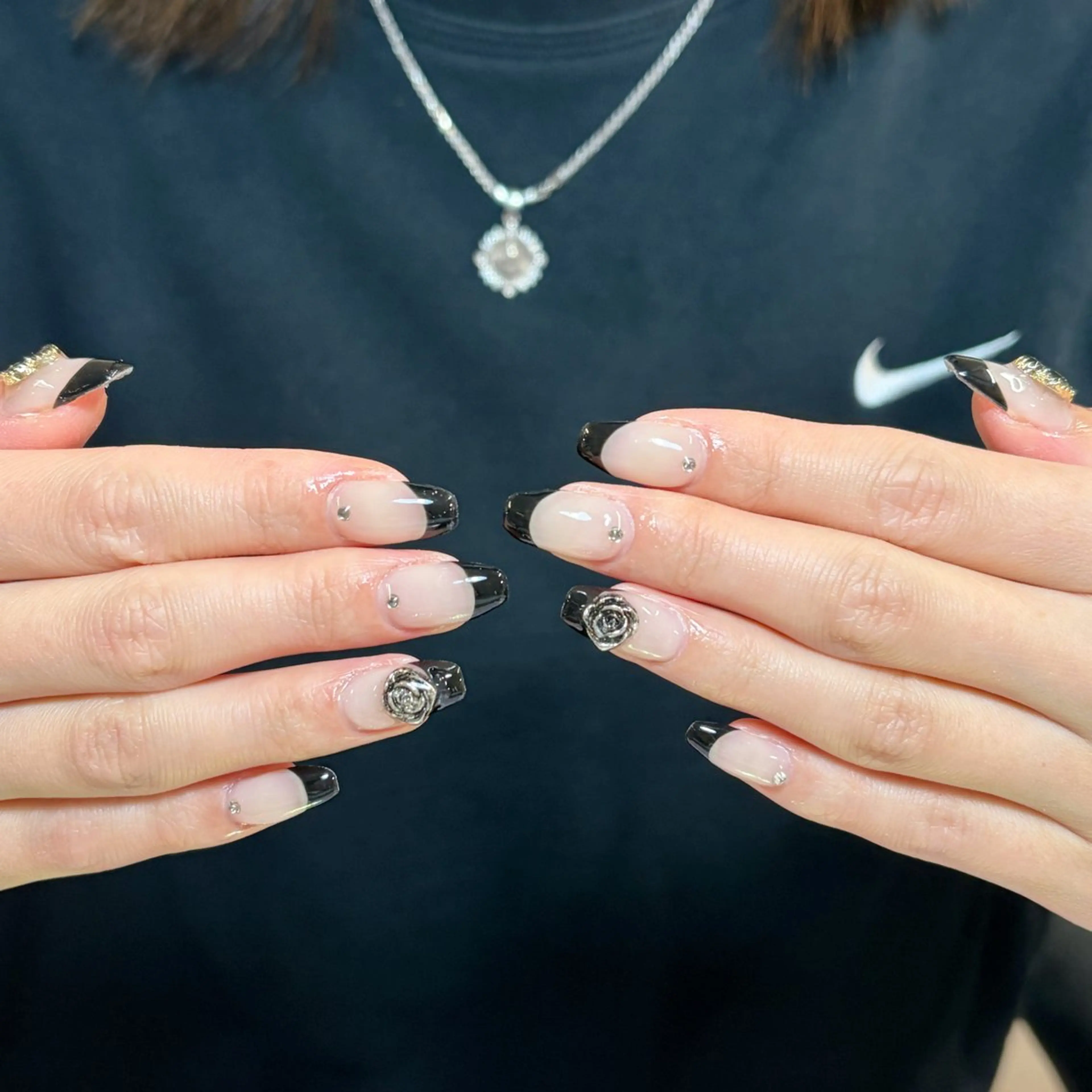 ネイル ハンドネイル 🍄Rina🍄 韓国風ネイルのネイルデザイン