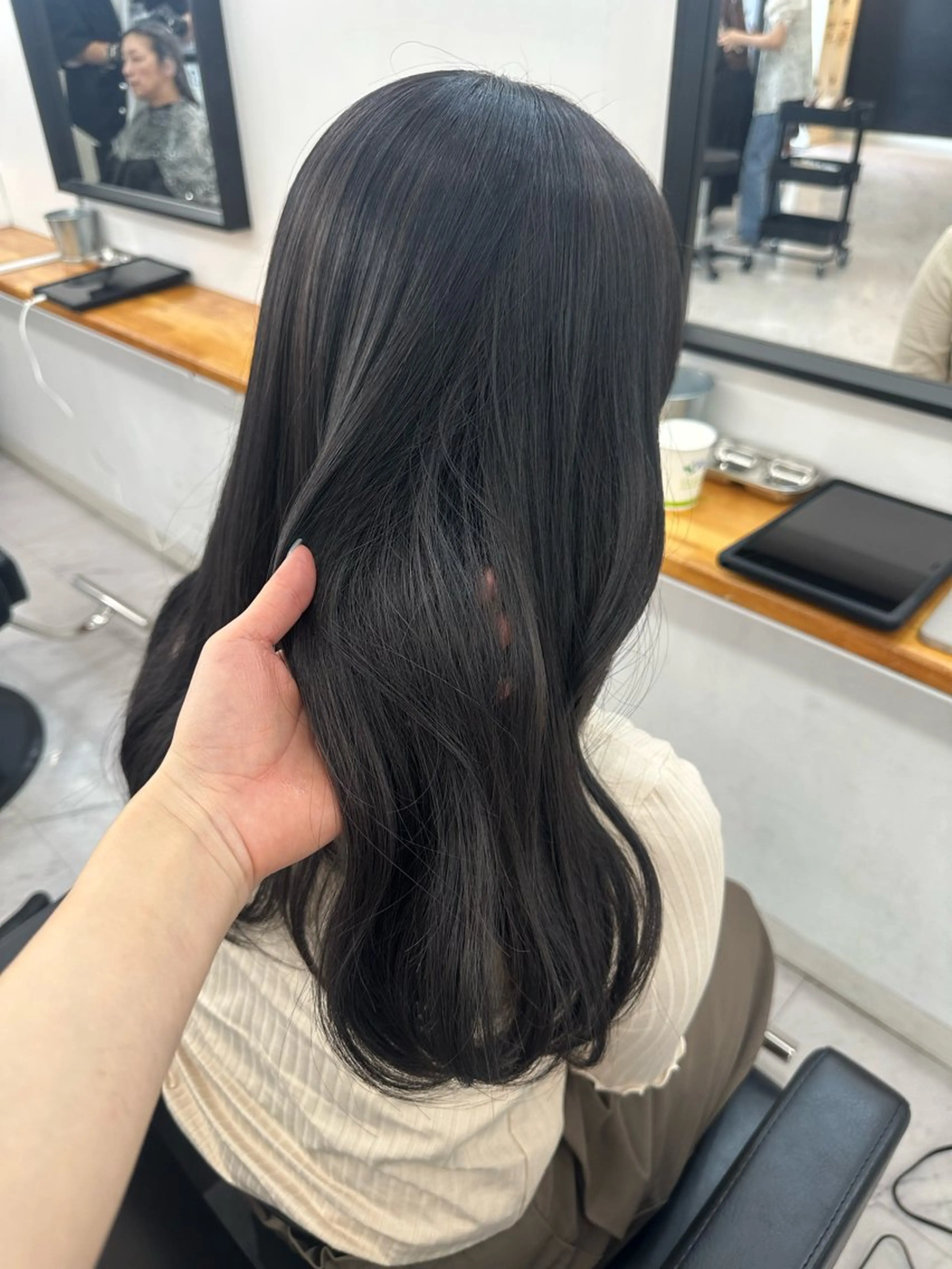 ロング カラー 透明感カラー トリートメント カット ヘアカラー トリートメント ヘアセット🎀透明感 カラーHiROEのヘアスタイル