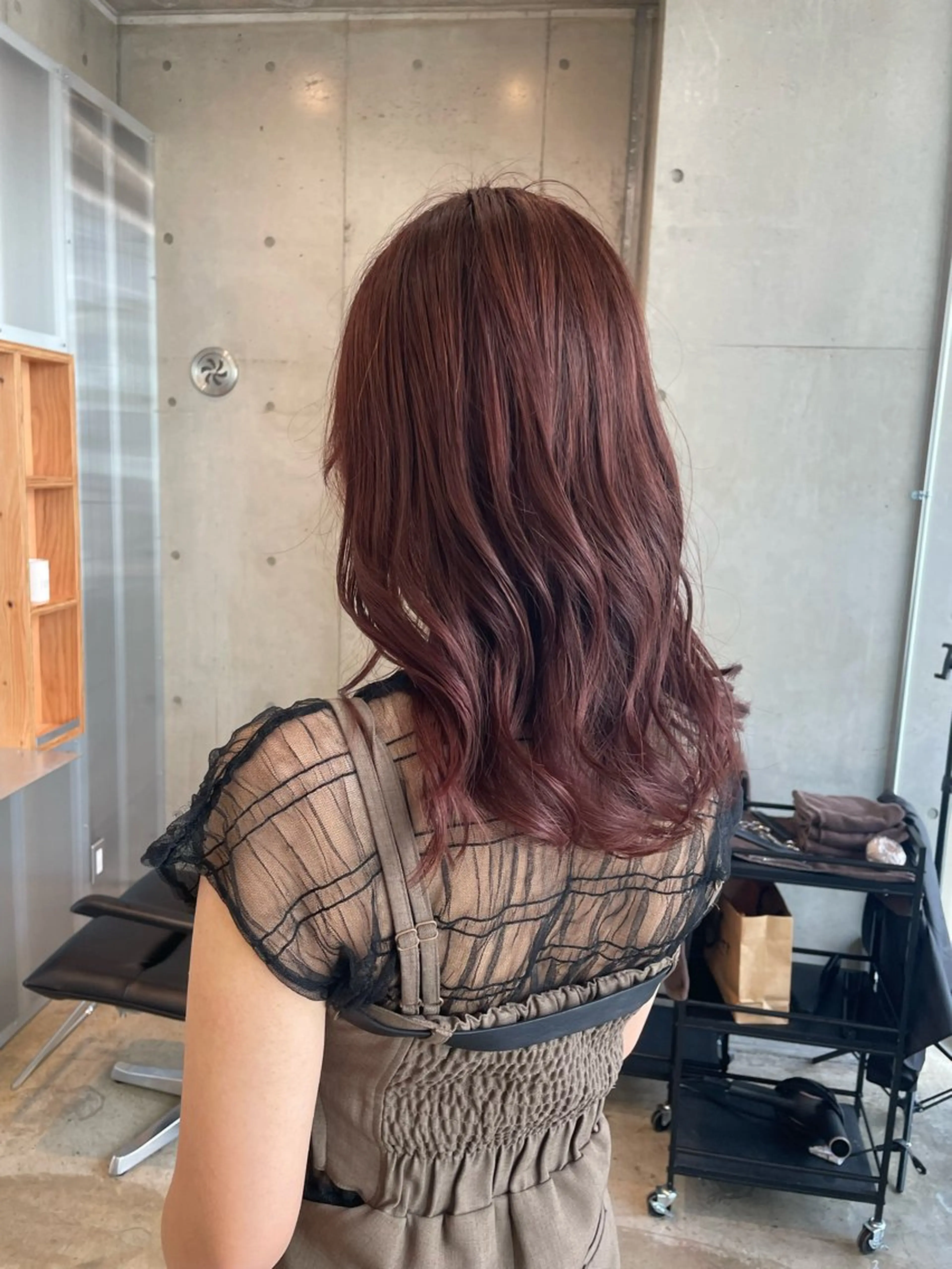 セミロング ピンクブラウン カット ヘアカラー KOUSUKE /レイヤーカットのヘアスタイル