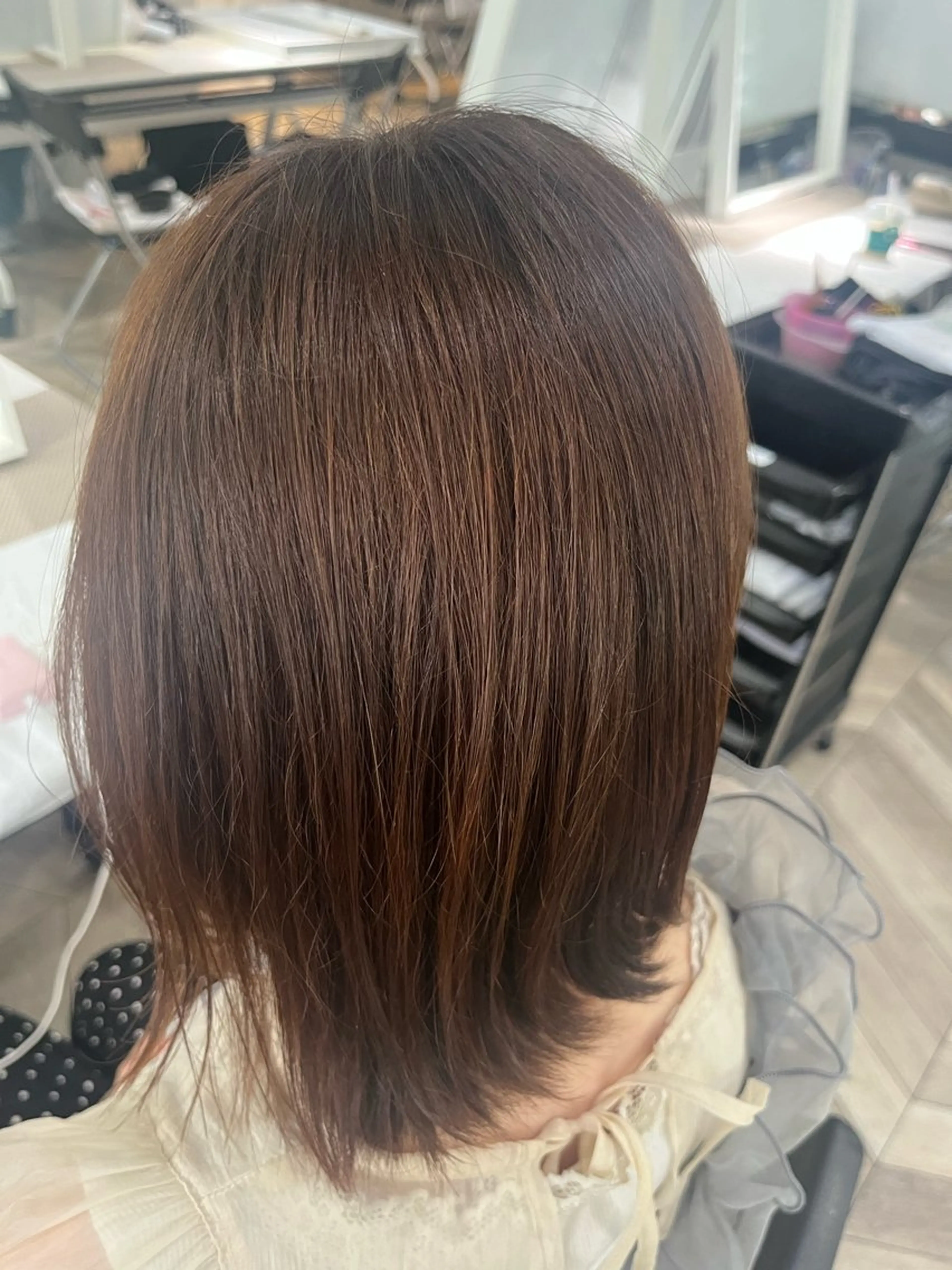 ミディアム カラー 門脇 愛未のヘアスタイル
