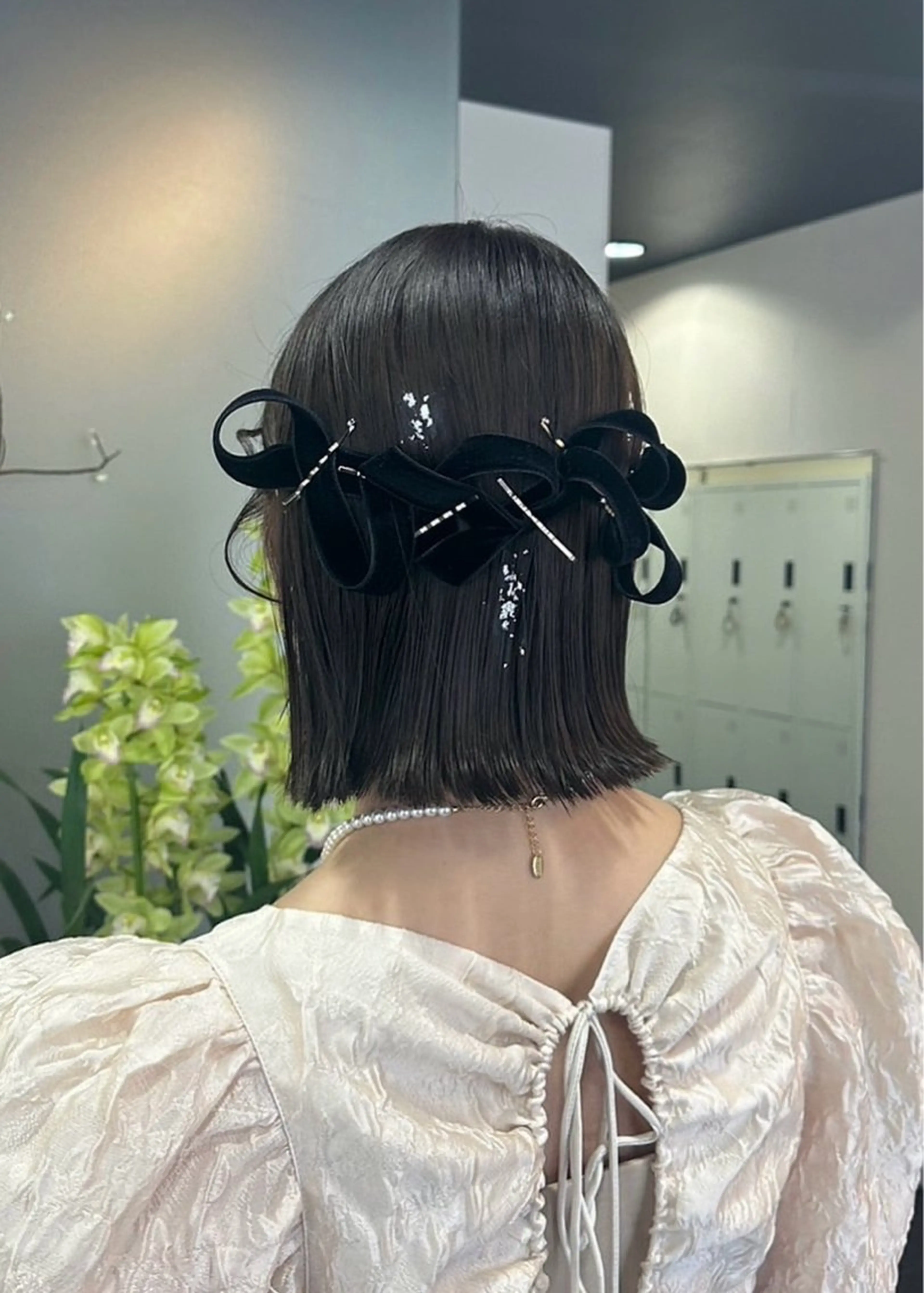 ヘアアレンジ 結婚式・ブライダル ボブ 垢抜け小顔レイヤー オリーブ/スミレのヘアスタイル