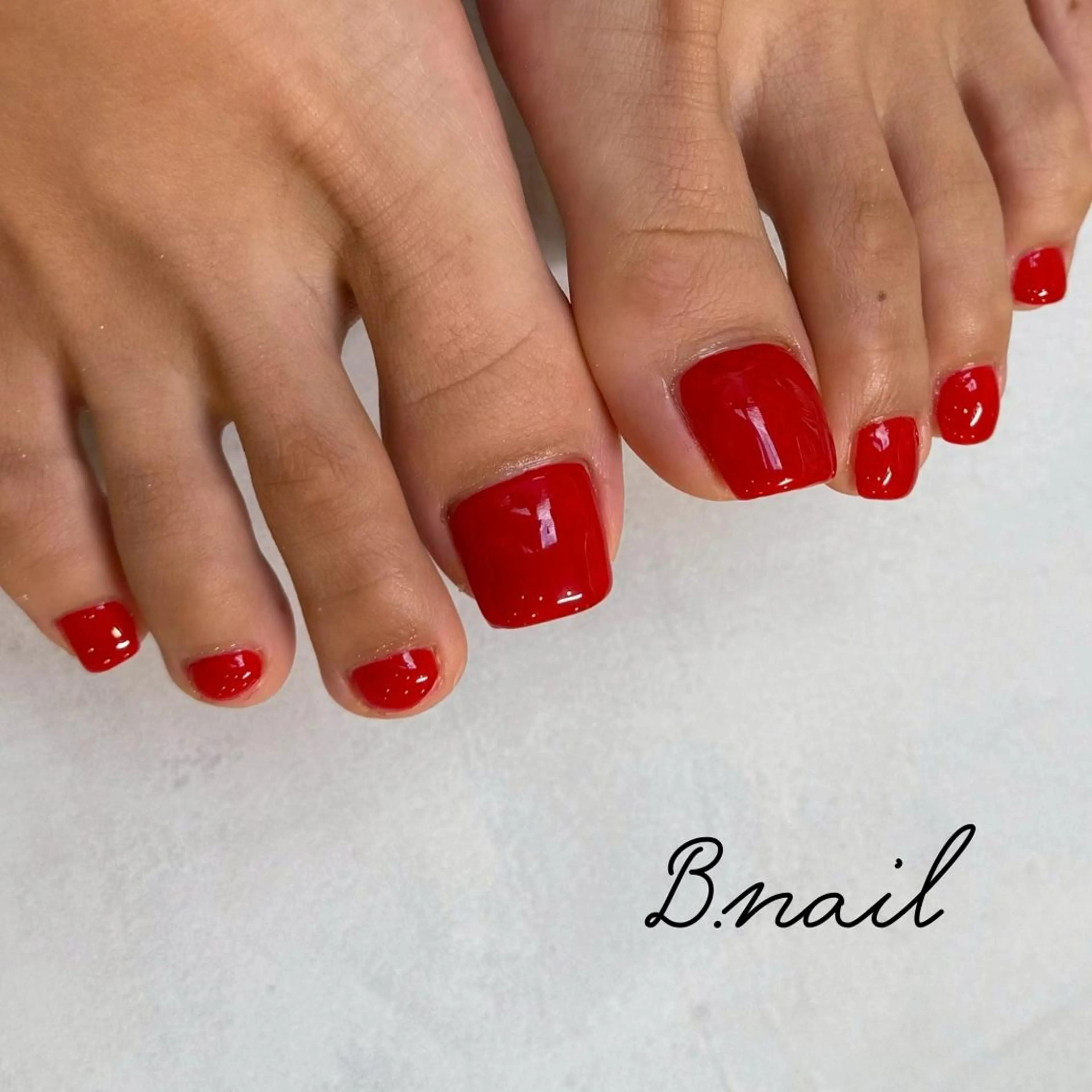 ネイル フットネイル 赤色 フットネイル B.nail | cocoroのネイルデザイン