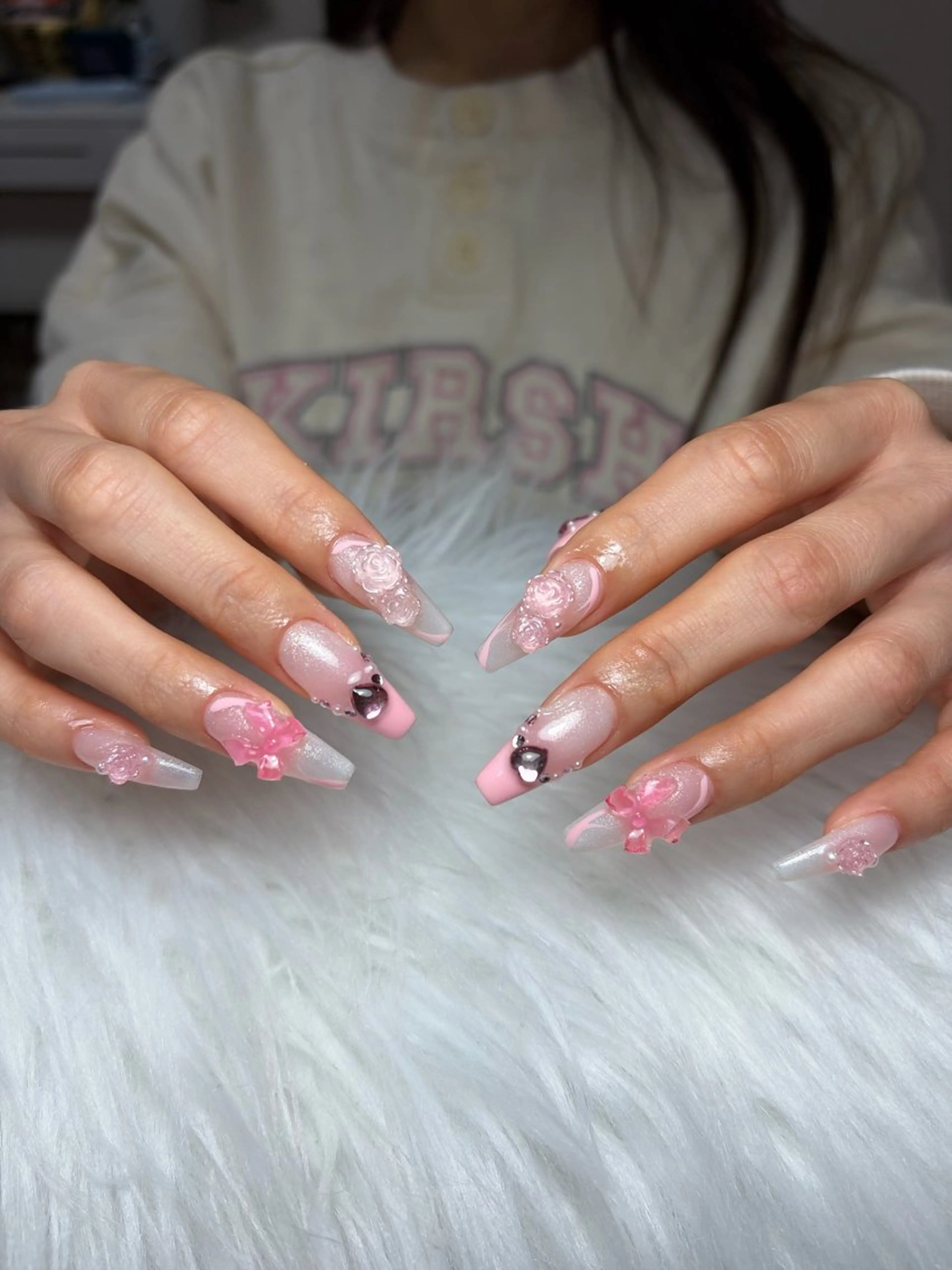 ネイル アートネイル 長さ出し ジェルネイル マグネットネイル ニュアンスネイル ハンドネイル Cloudy Chan Nailのネイルデザイン