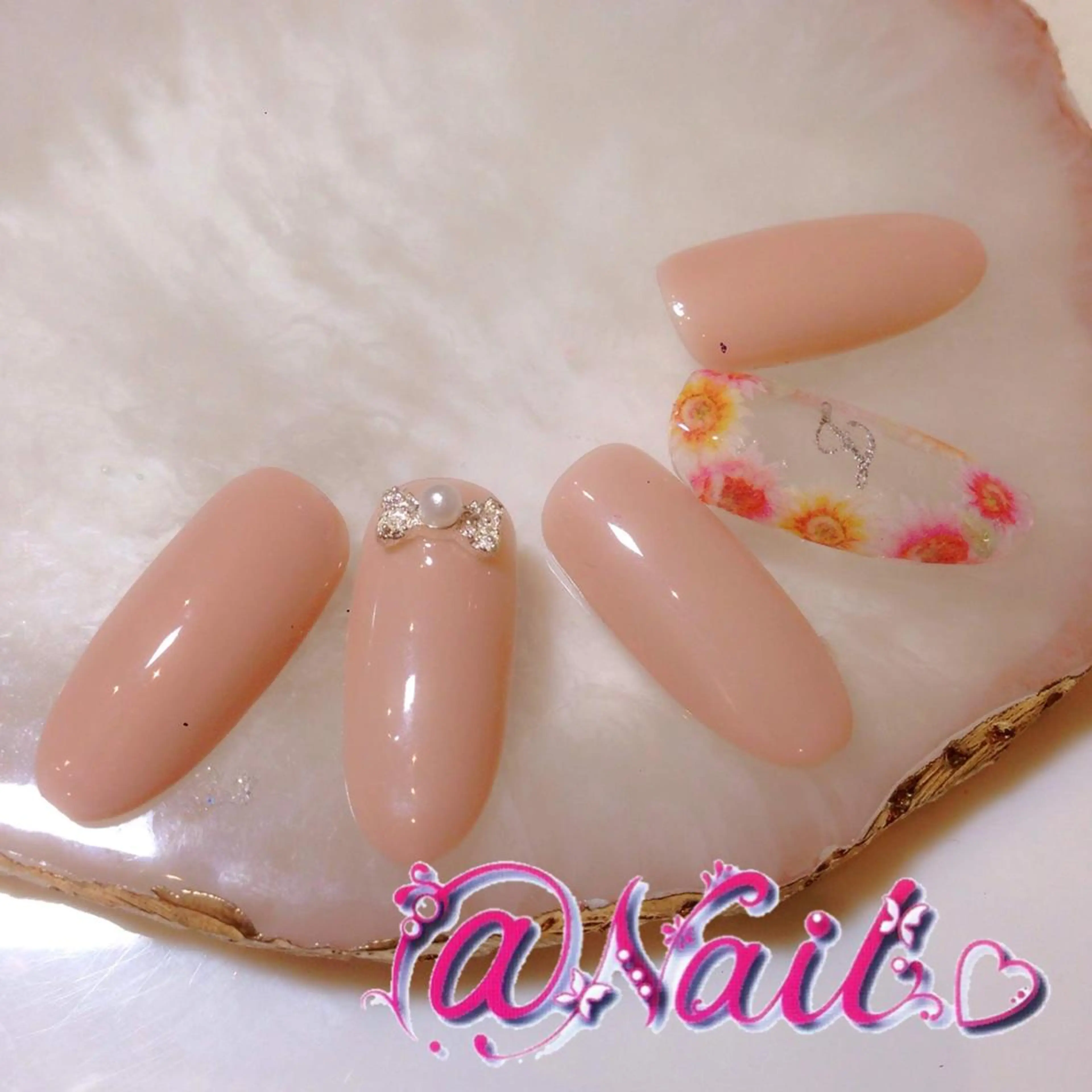 ネイル ネイルチップ 小尾 栞のネイルデザイン