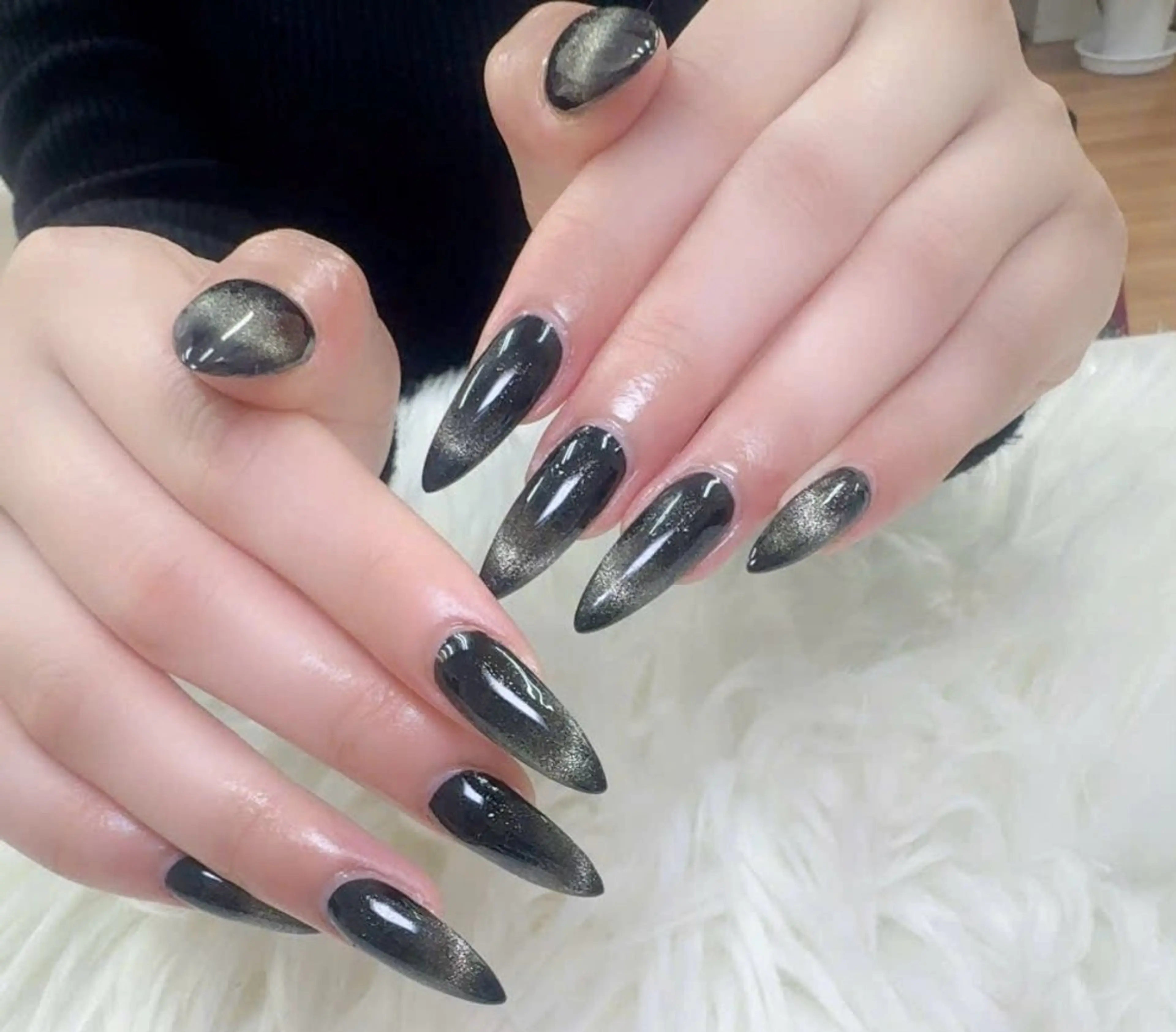 ネイル 成人式 フレンチネイル グラデーション 韓国ネイル マグネットネイル ハンドネイル Squen Nail 【持ち込みOK】のネイルデザイン