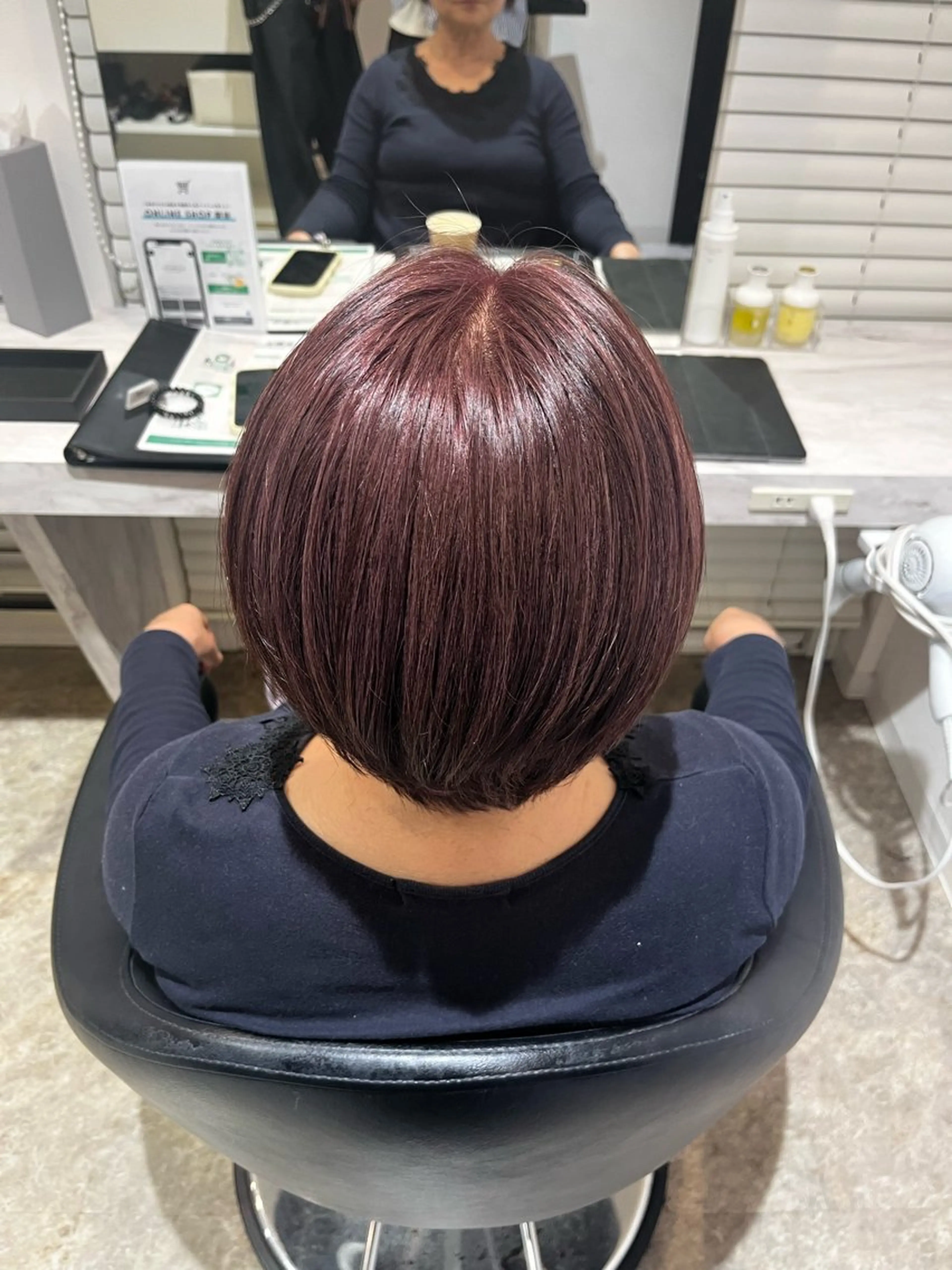ショート カラー ヘアカラー 山内 心春のヘアスタイル
