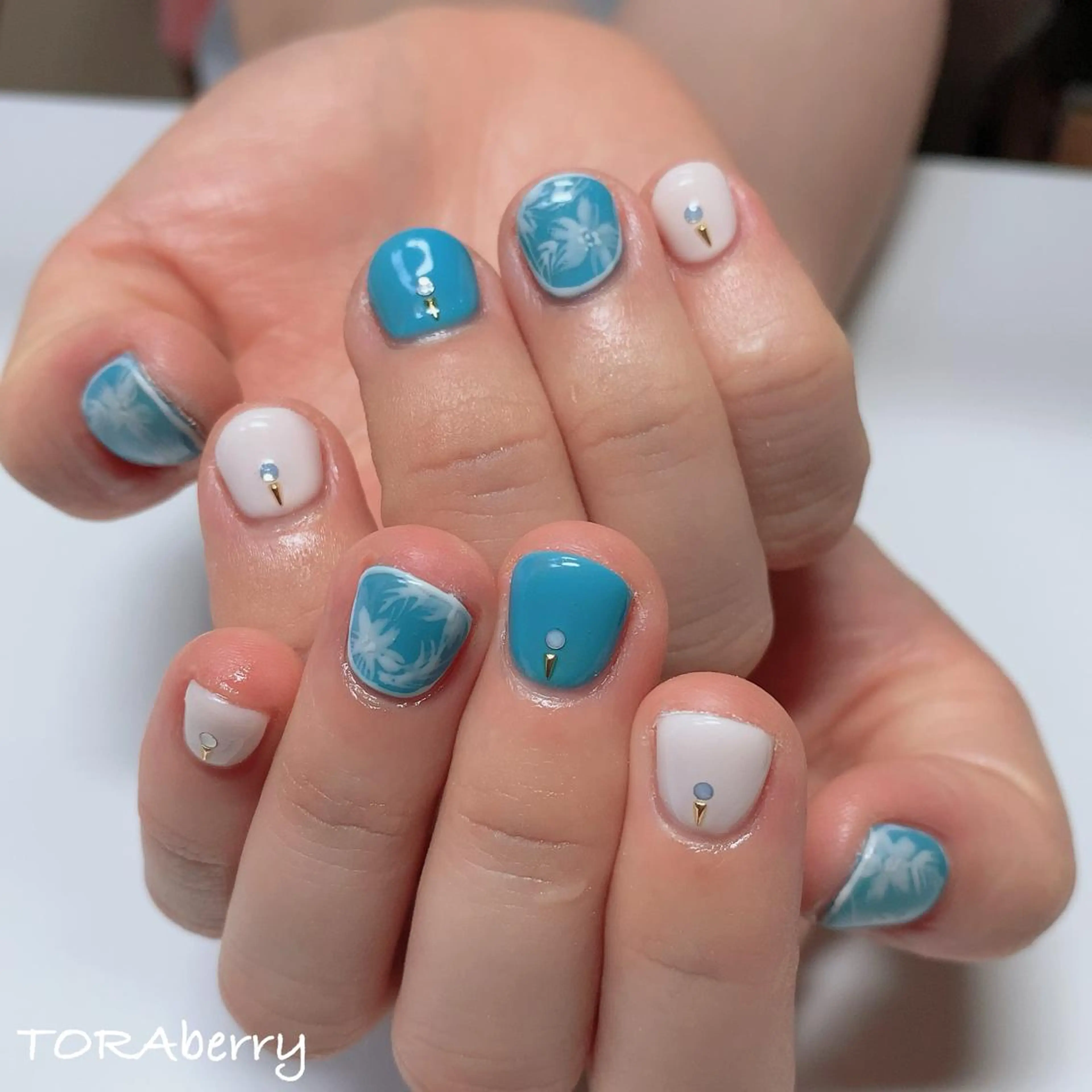 ネイル ネイリスト なつみのネイルデザイン