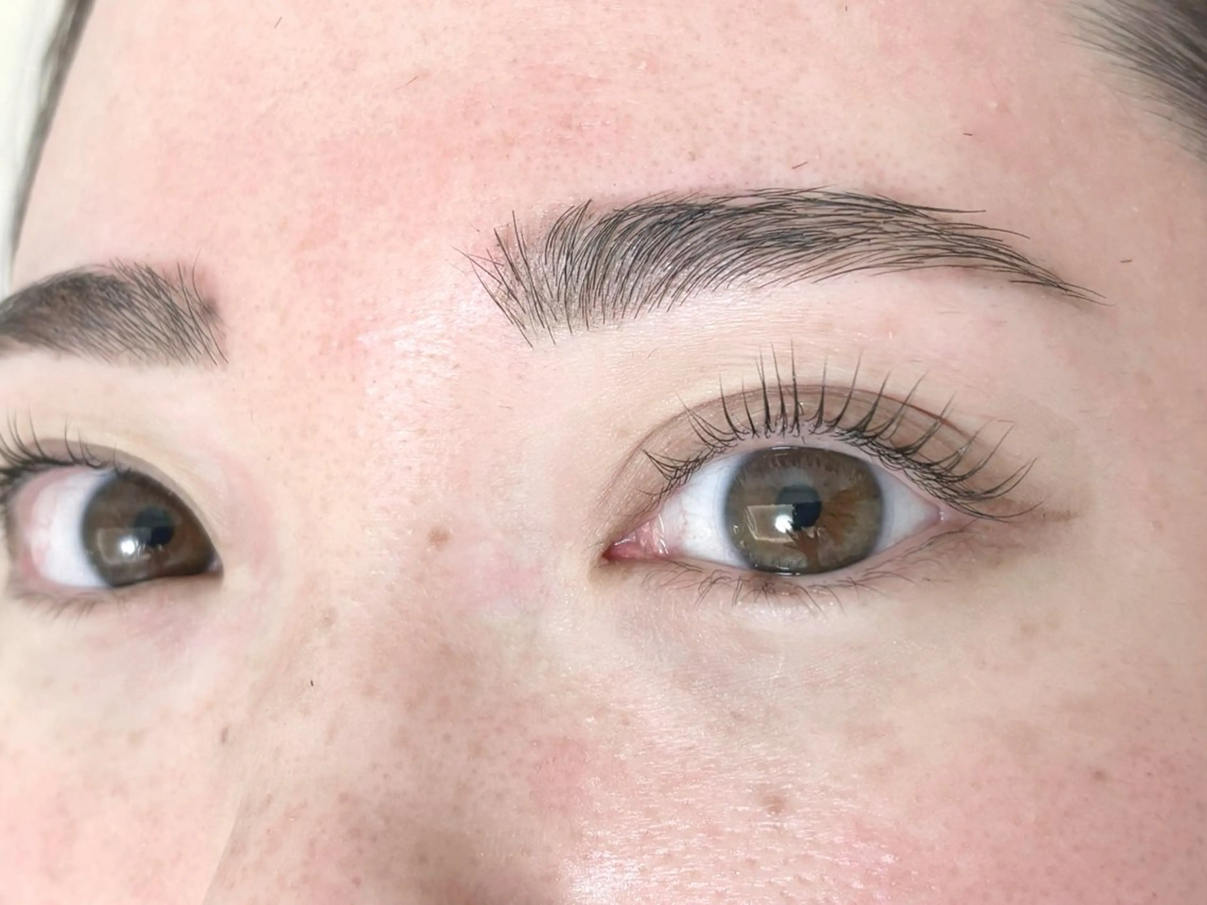 マツエク・マツパ noll【今池駅前】 池田碧花のヘアスタイル