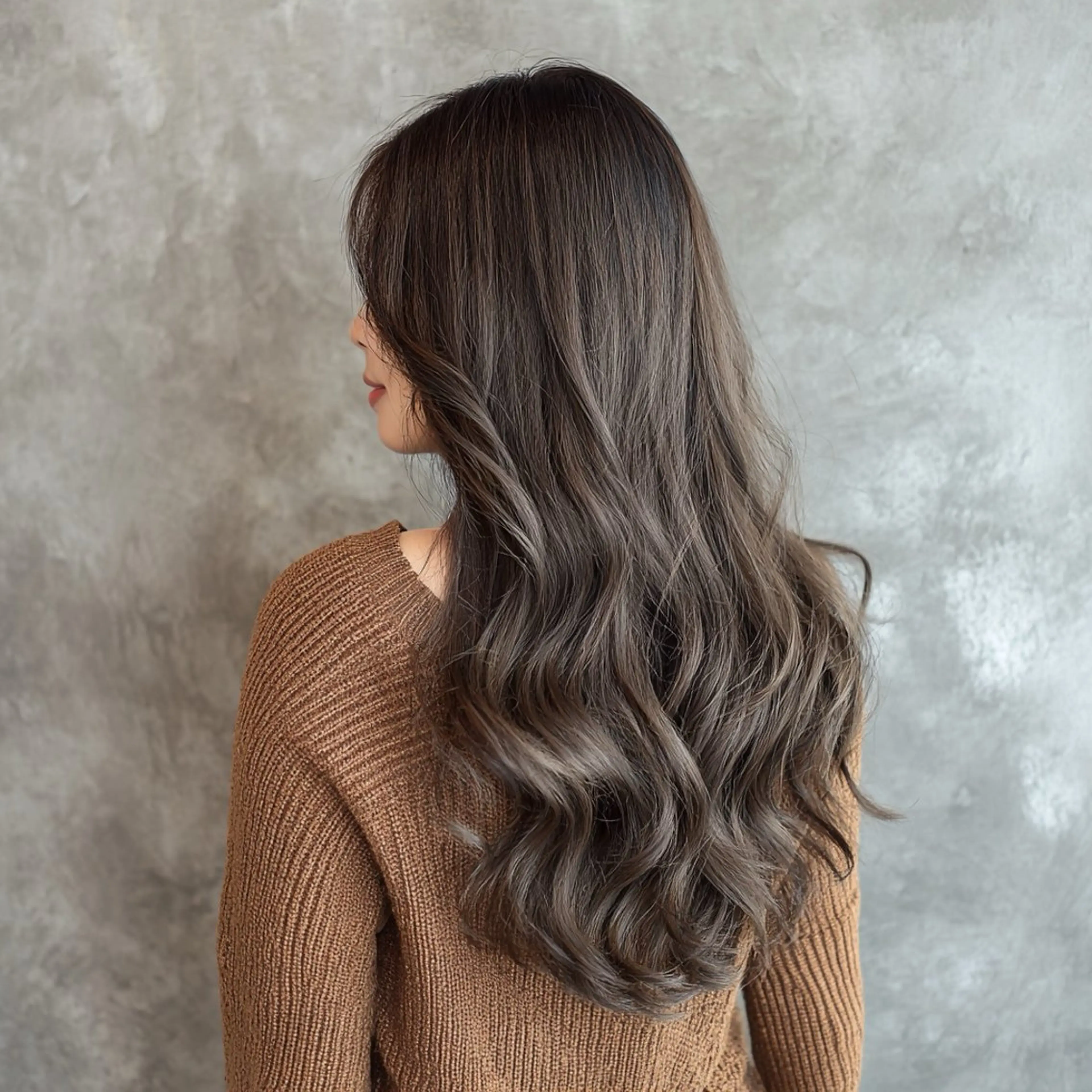 ロング カラー ヘアカラー トリートメント 池袋/カラー特化🎨 ロング料金なし🩵のヘアスタイル