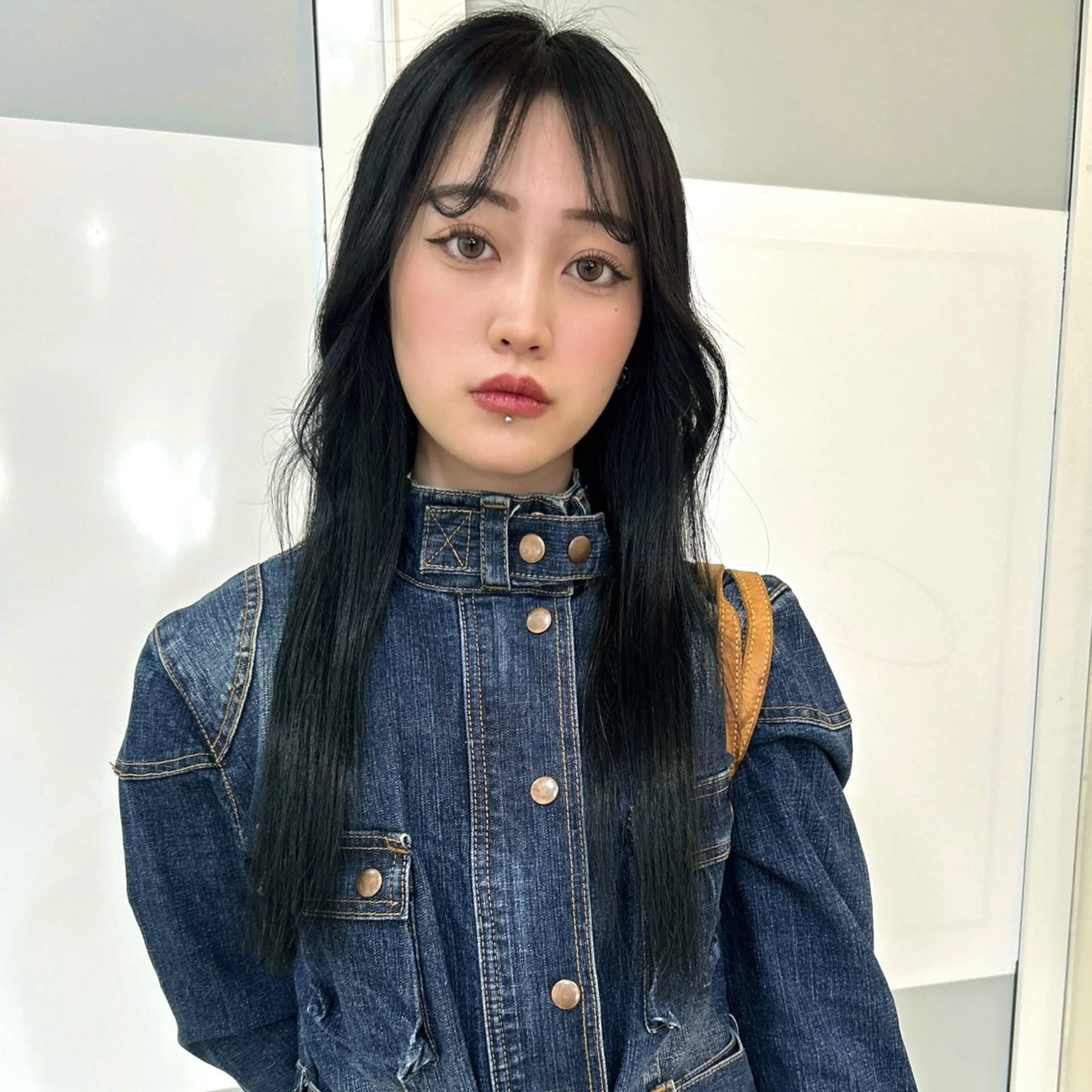 ロング ヘアカラー 🤍爆モテハイトーン 🤍ブリーチ特化🤍のヘアスタイル