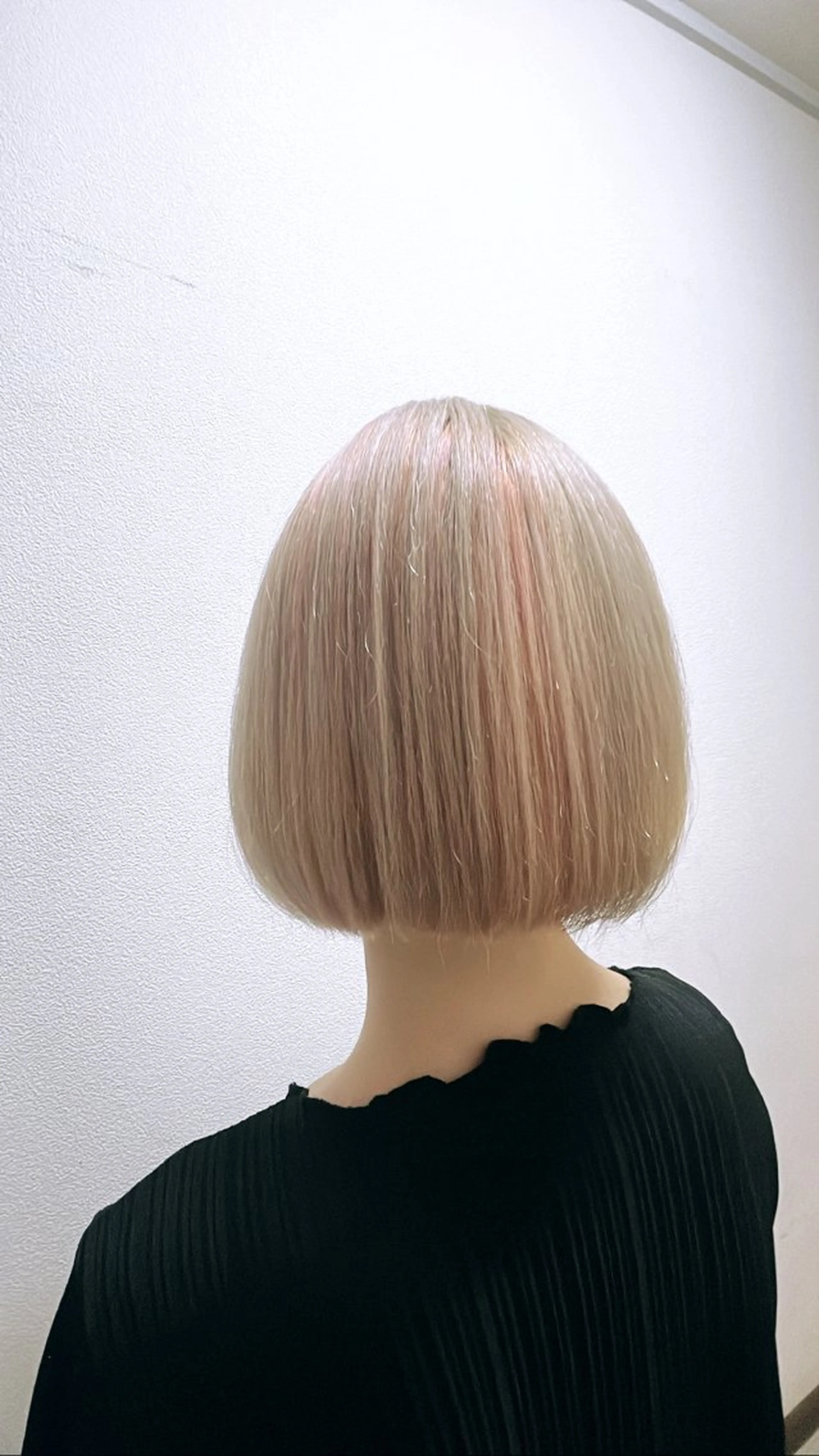 ショート カラー NINE＋/代表 ブリーチ特化型サロンのヘアスタイル