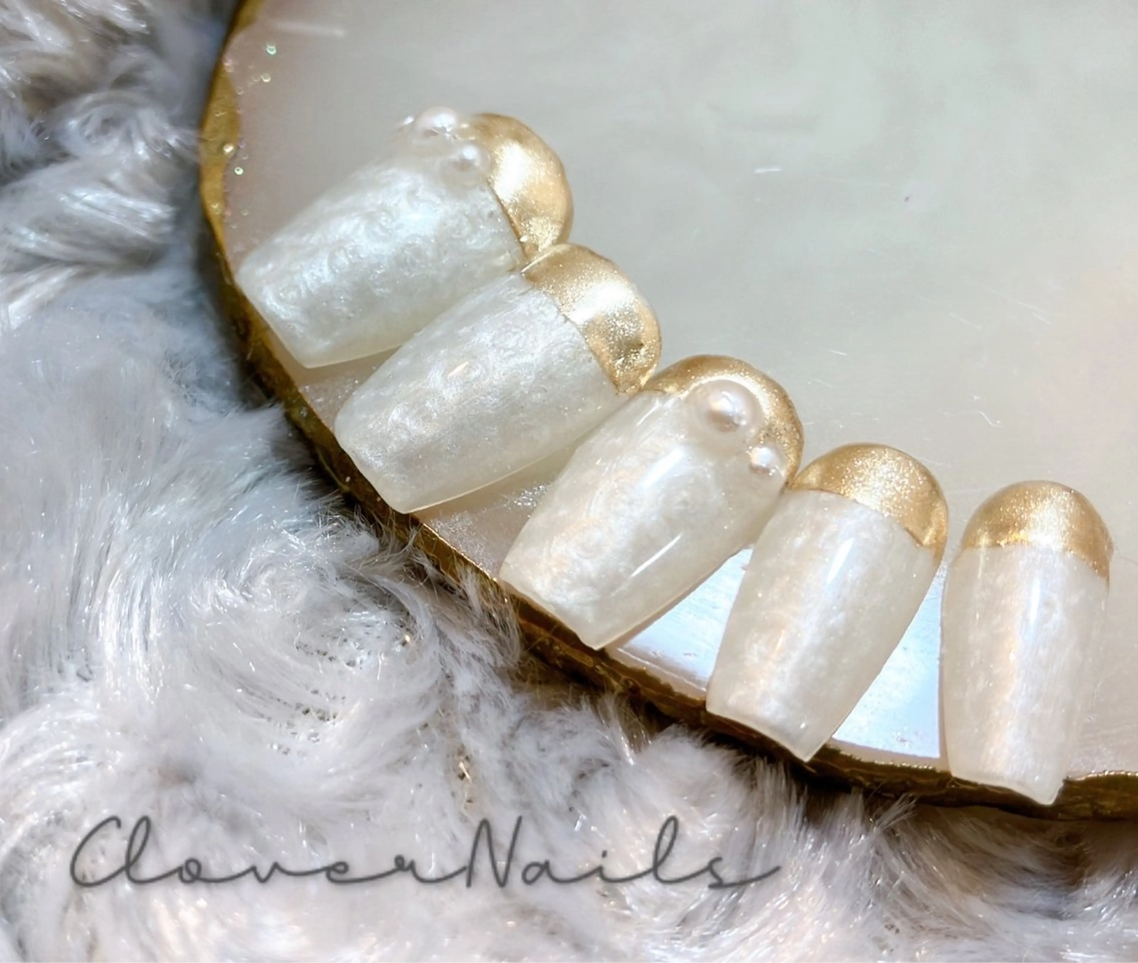 ネイル ブライダルネイル ホワイト ハンドネイル 自宅ネイルサロン クロバーネイルのネイルデザイン